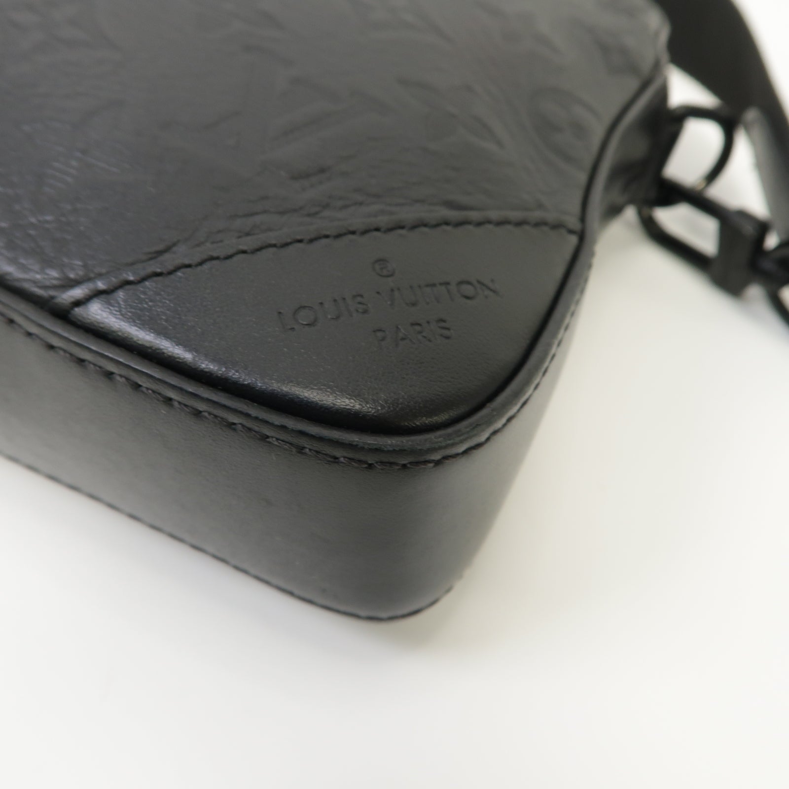 LOUIS VUITTON Monogram Shadow Duo Shoulder Bag肩背袋黑色