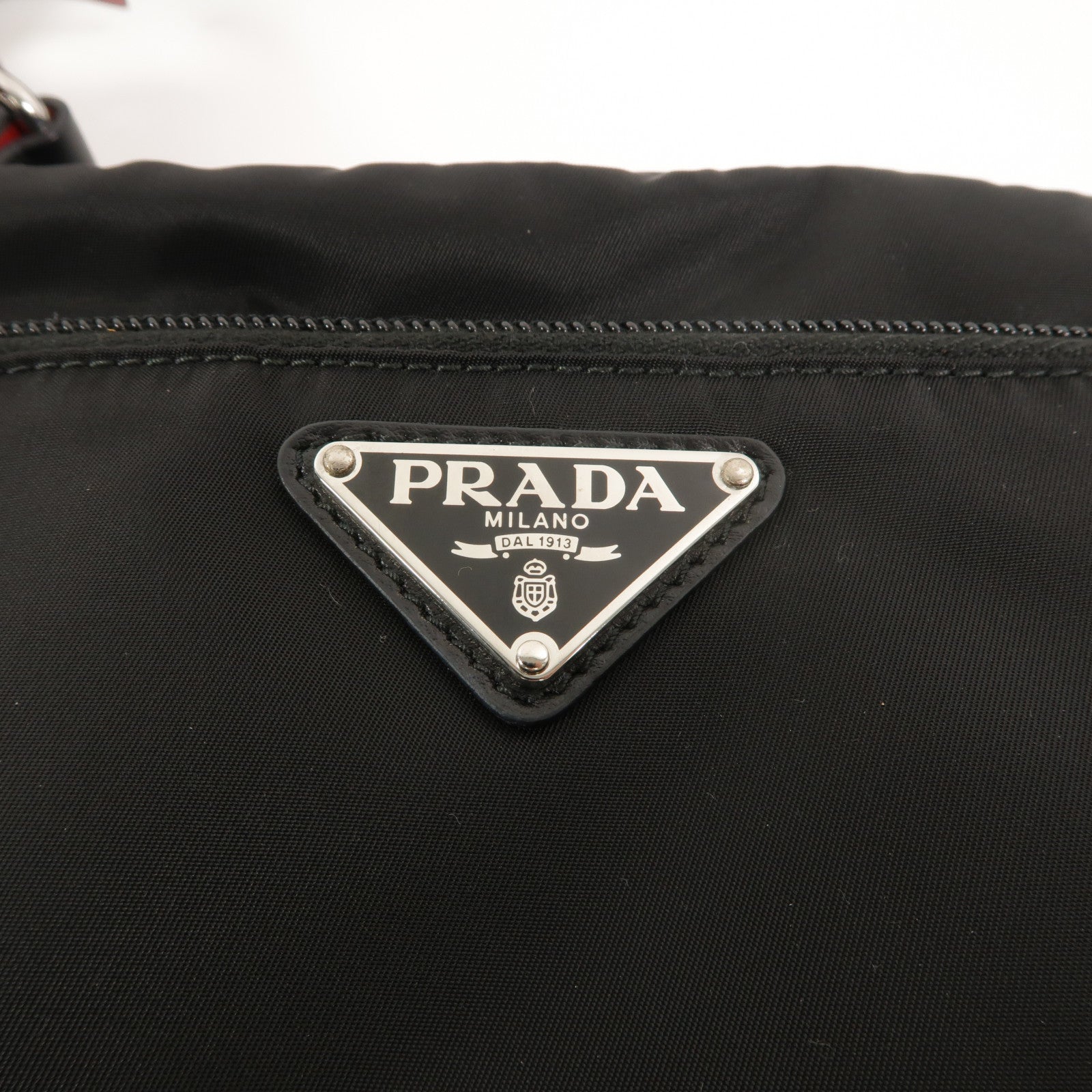 PRADA 尼龍New Vela Shoulder Bag肩背袋