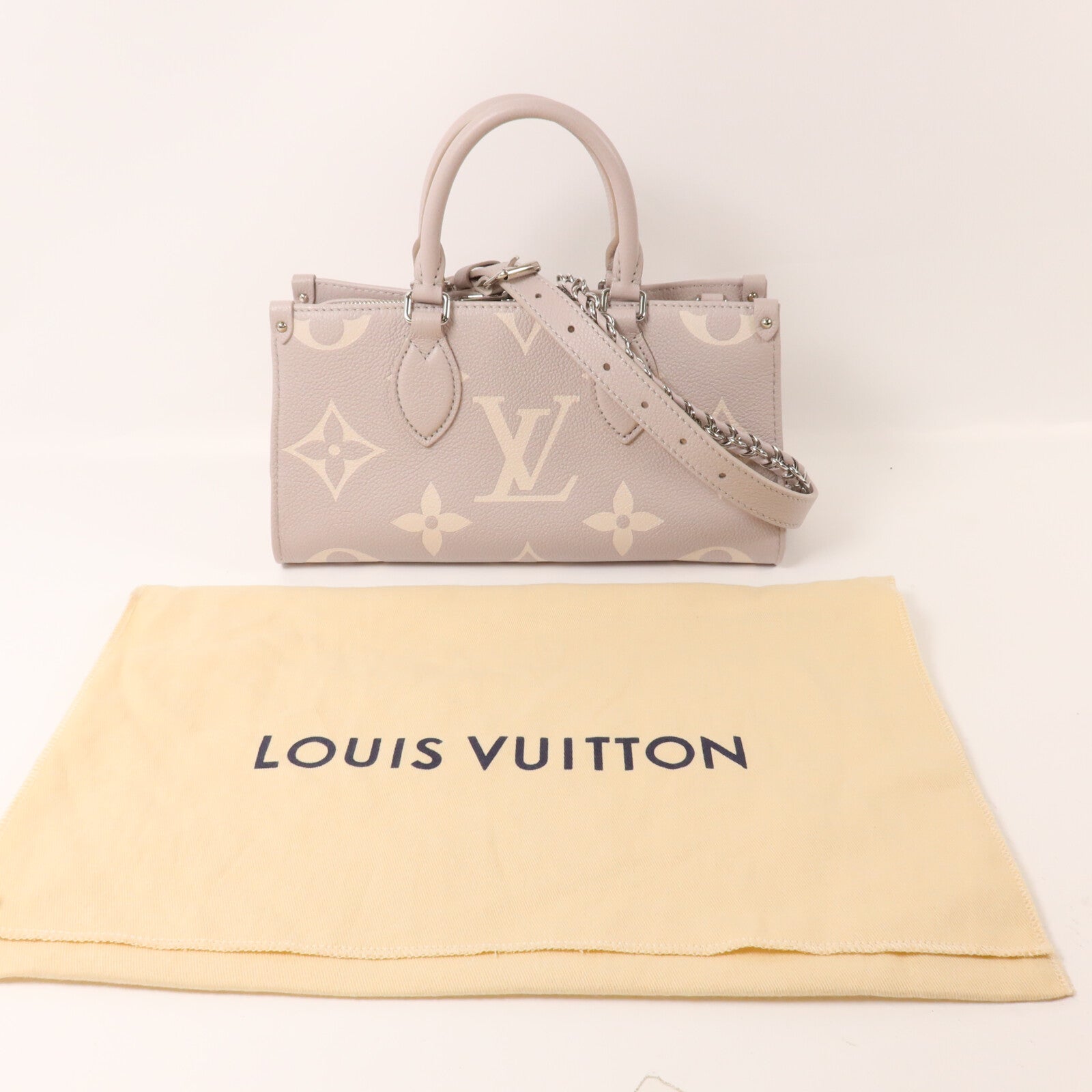 LOUIS VUITTON Monogram Empreinte On The Go East West鏈帶手挽肩背兩用袋