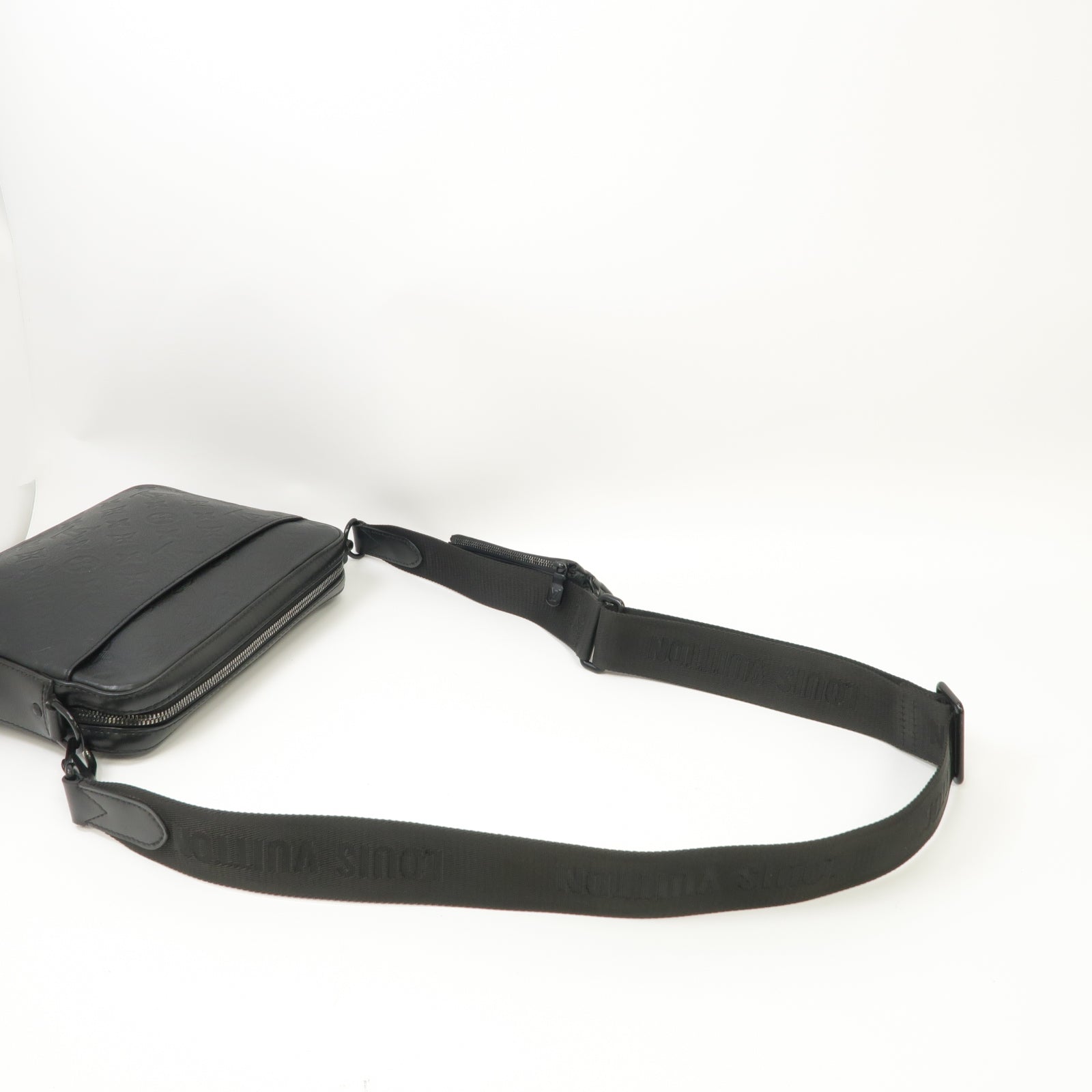 LOUIS VUITTON Monogram Shadow Duo Shoulder Bag肩背袋黑色