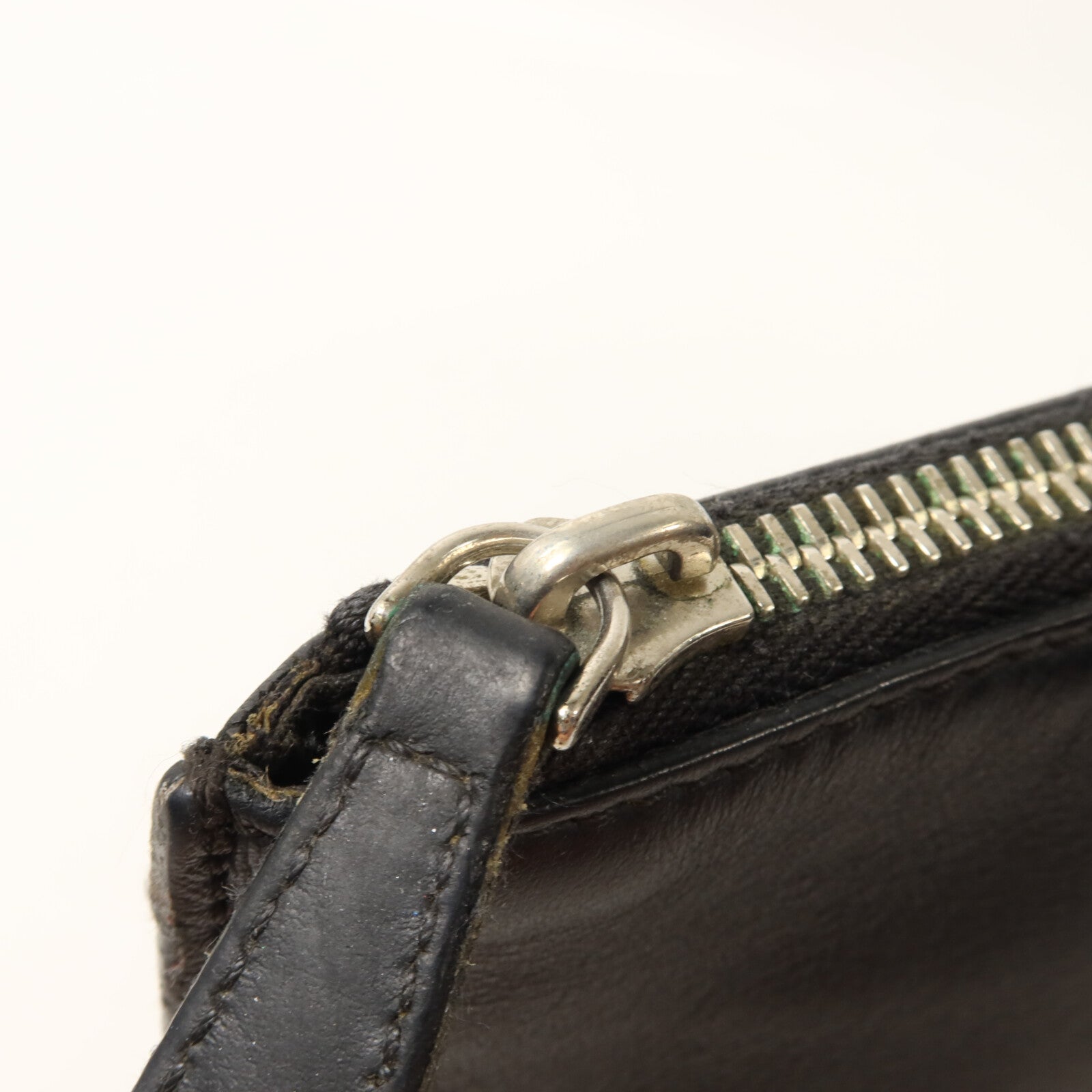 FENDI 牛皮皮革Clutch Bag手拿包