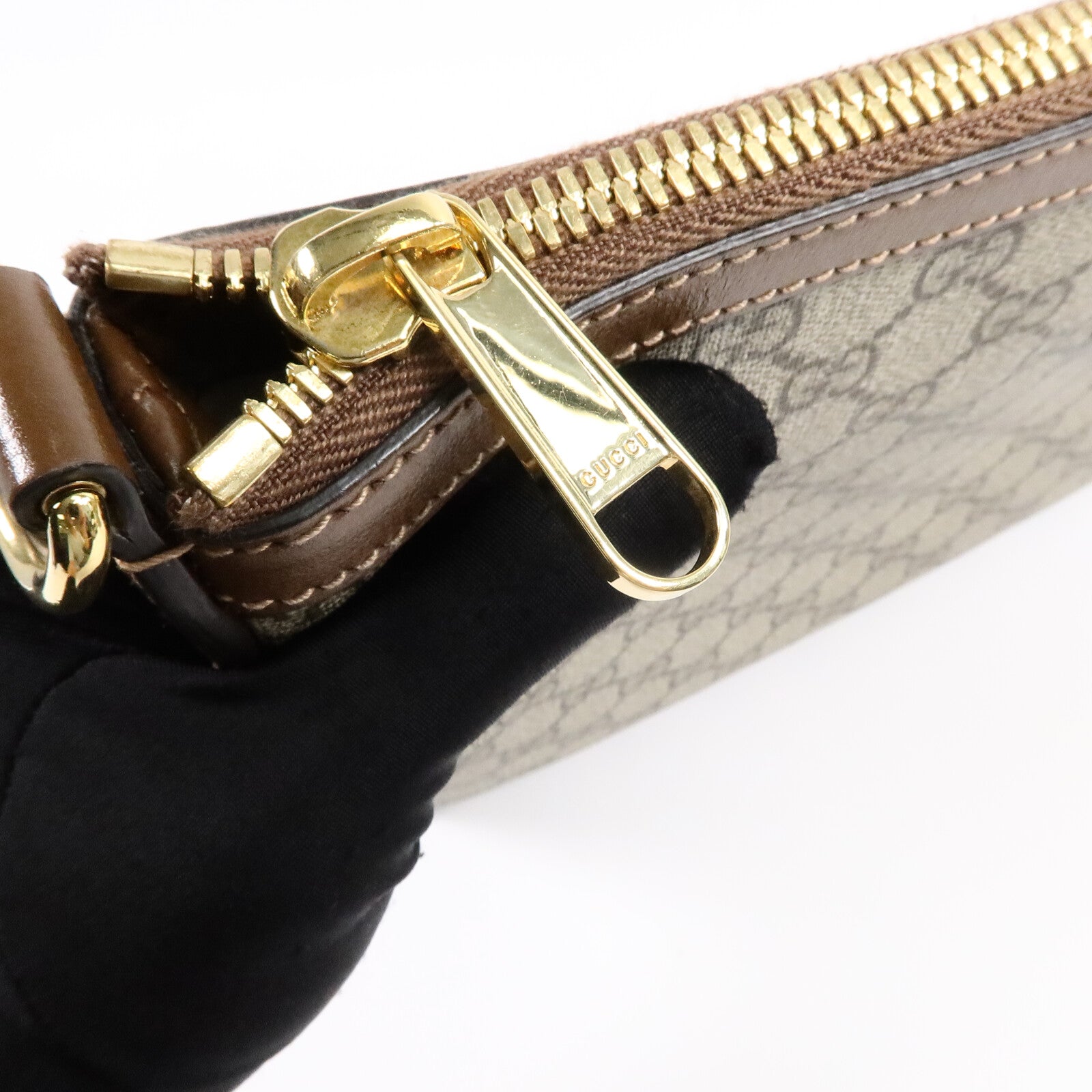 GUCCI 塗層帆布GG Supreme肩背袋