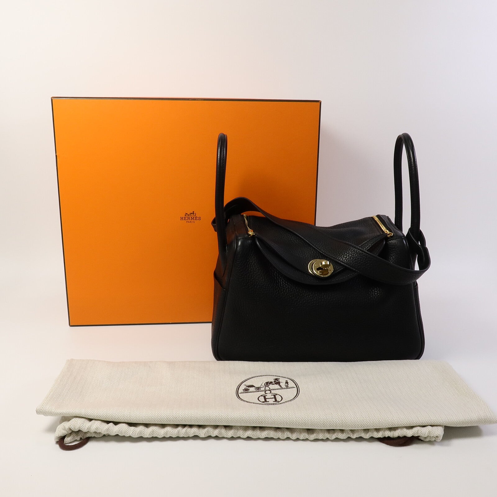 HERMES Clemence皮革Lindy 26手挽肩背兩用袋Noir