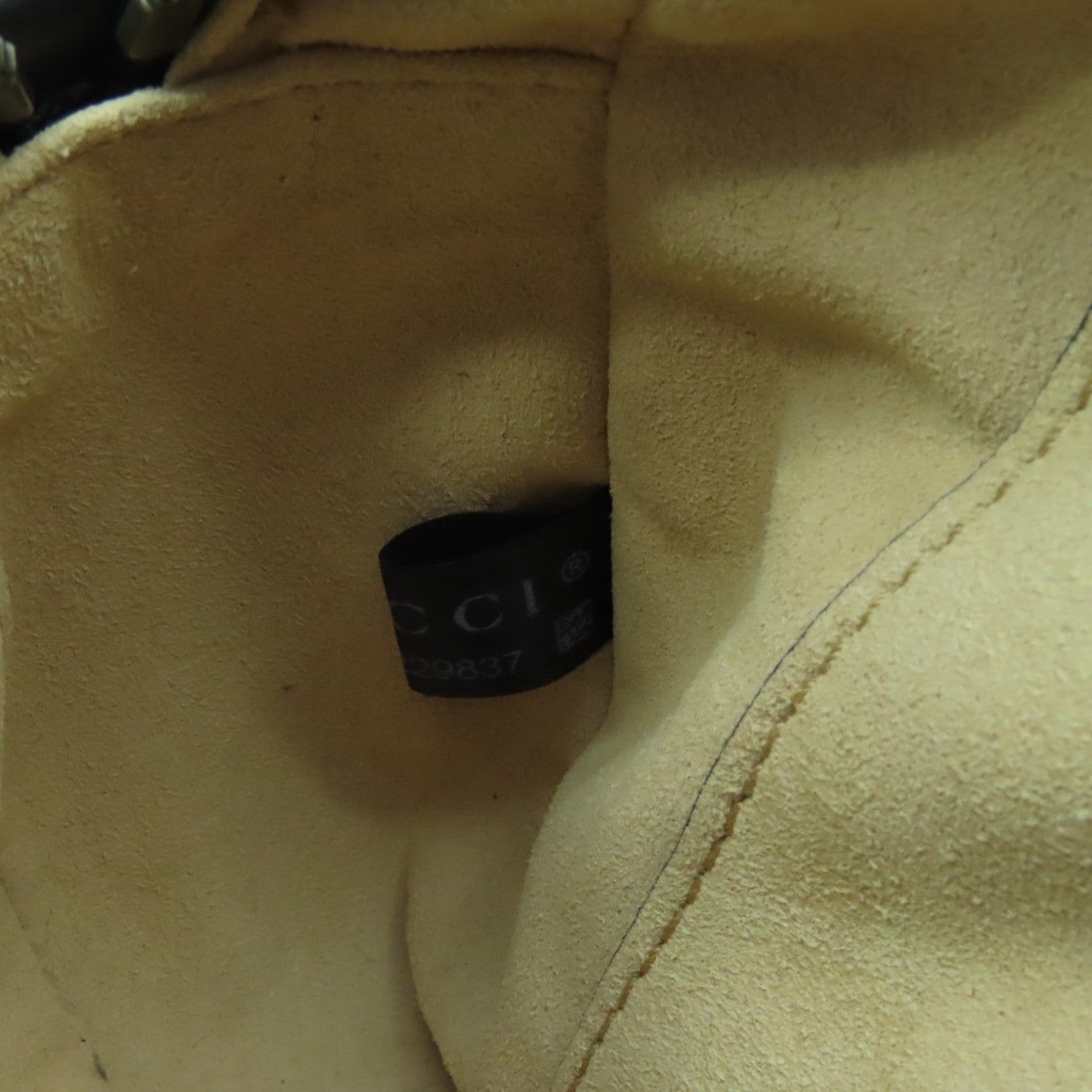 GUCCI 【激減優惠】牛皮皮革GG Marmont金扣肩背袋黑色