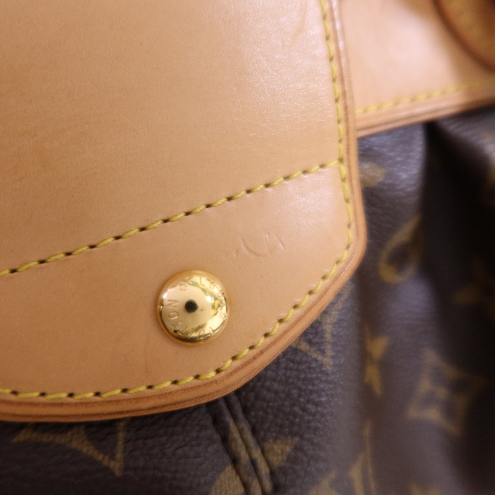 LOUIS VUITTON Monogram Boetie MM金扣肩背袋