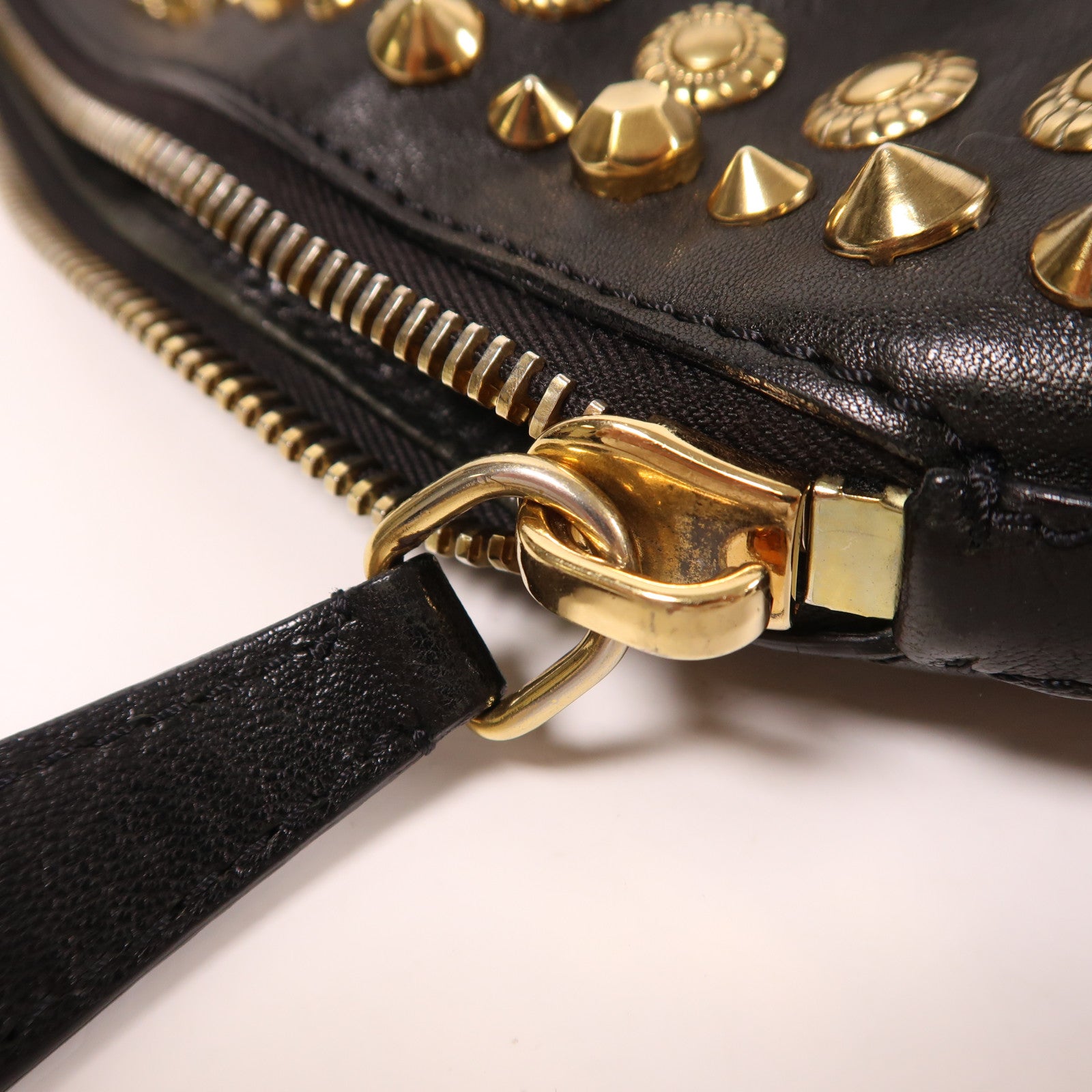 GIVENCHY 皮革Shoulder Bag金扣肩背袋