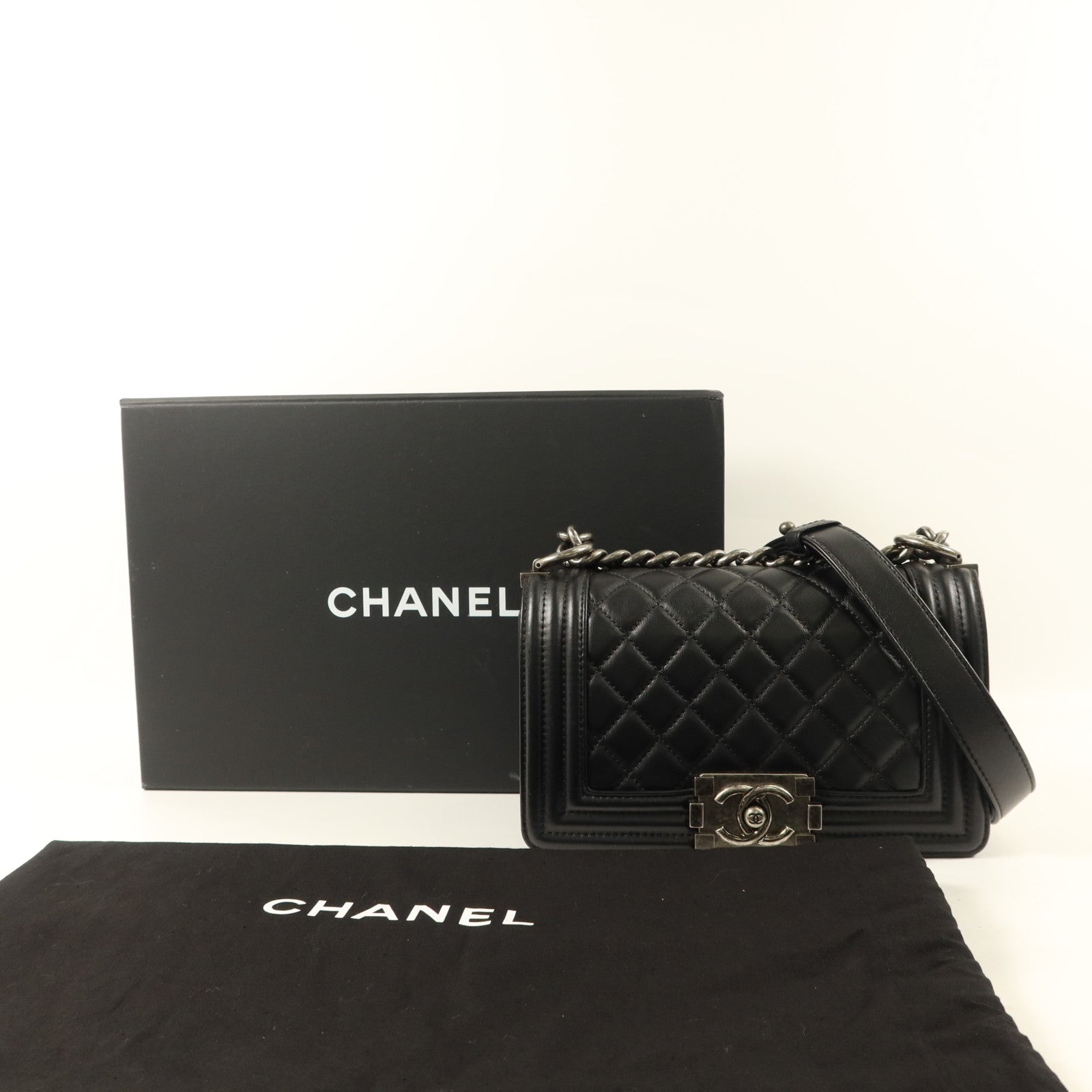CHANEL 羊皮皮革Boy 20鏈帶肩背袋