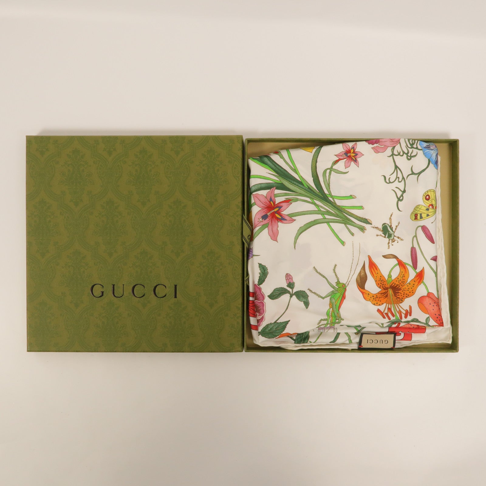 GUCCI 絲質Flower Scarf 86x86 絲巾