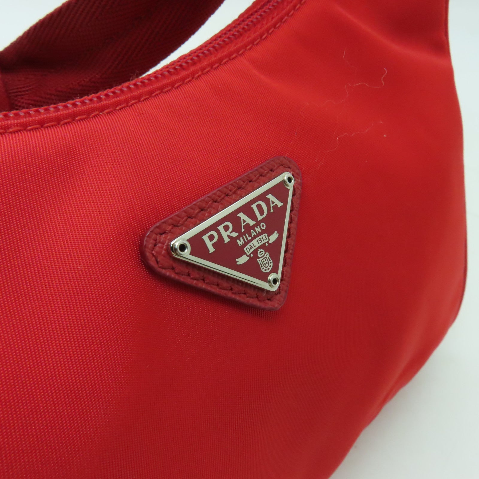 PRADA 尼龍Shoulder Bag銀扣肩背袋紅色