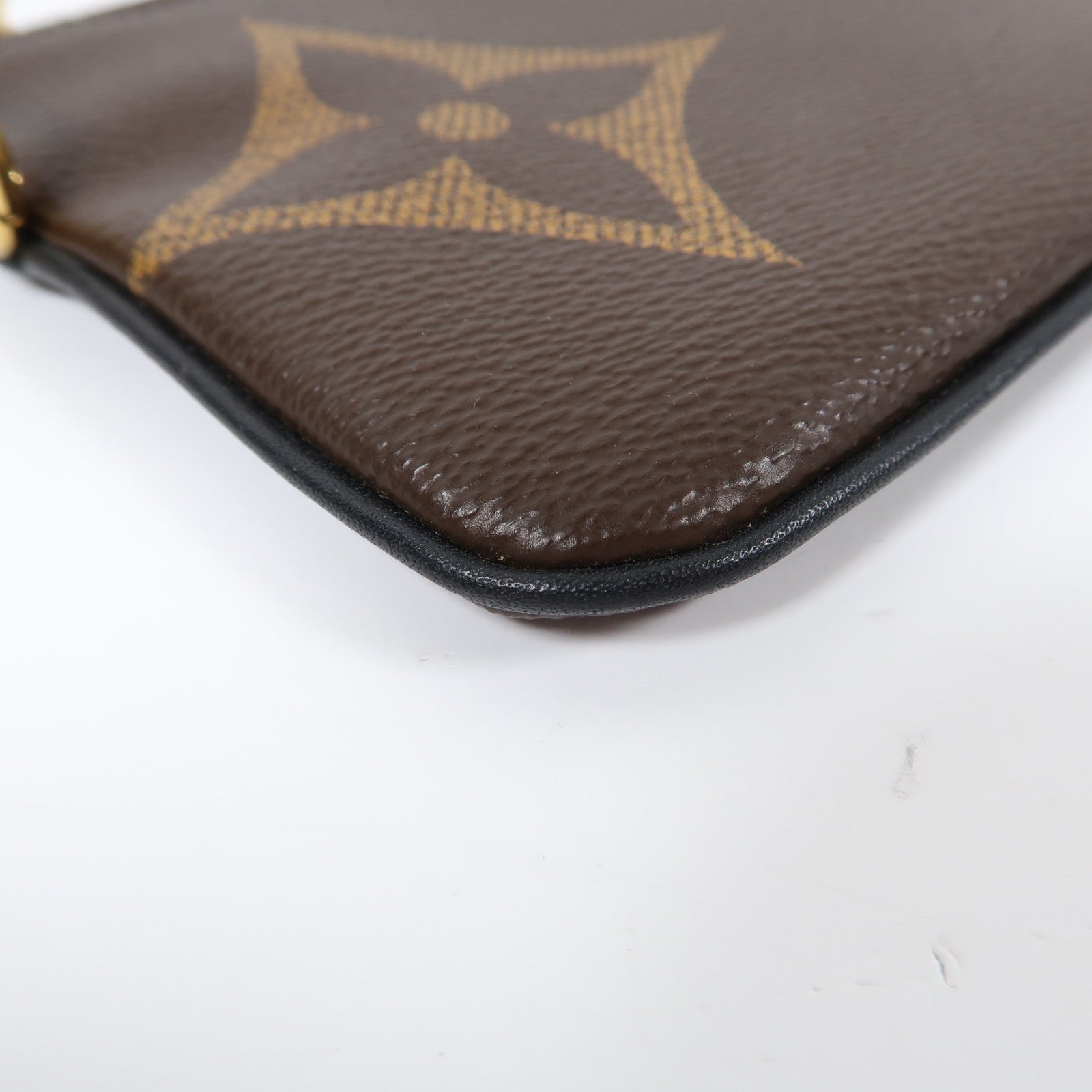 LOUIS VUITTON Monogram Giant Pouch金扣手拿包啡色