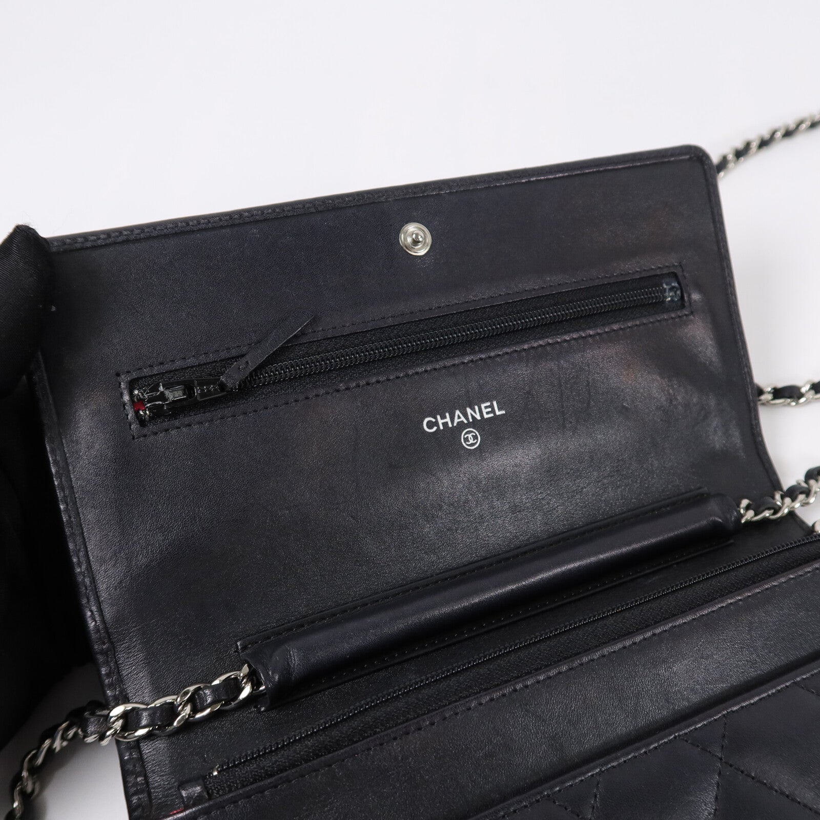 CHANEL 牛皮皮革Wallet On Chain鏈帶肩背袋