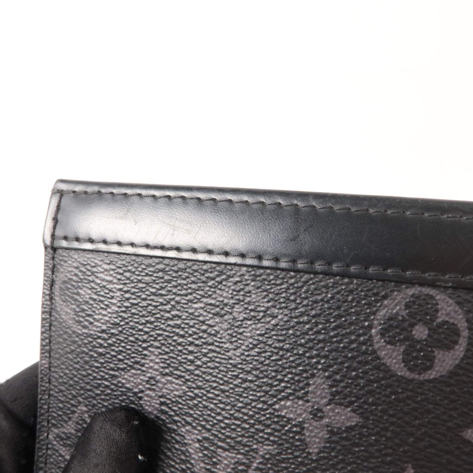 LOUIS VUITTON Monogram Eclipse Pochette Voyage MM銀扣手拿包