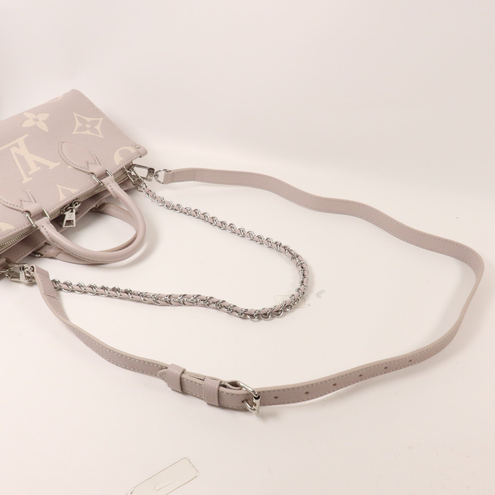 LOUIS VUITTON Monogram Empreinte On The Go East West鏈帶手挽肩背兩用袋
