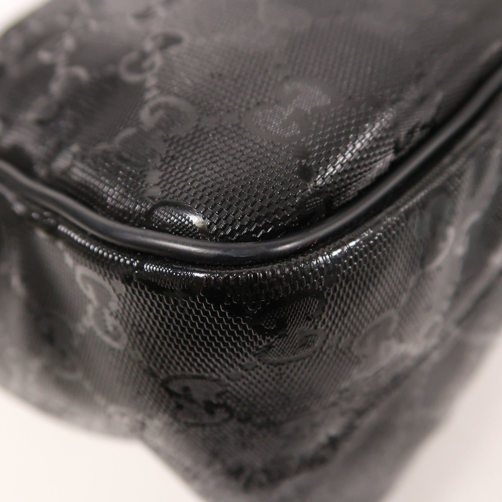 GUCCI 塗層帆布GG Implementation銀扣肩背袋