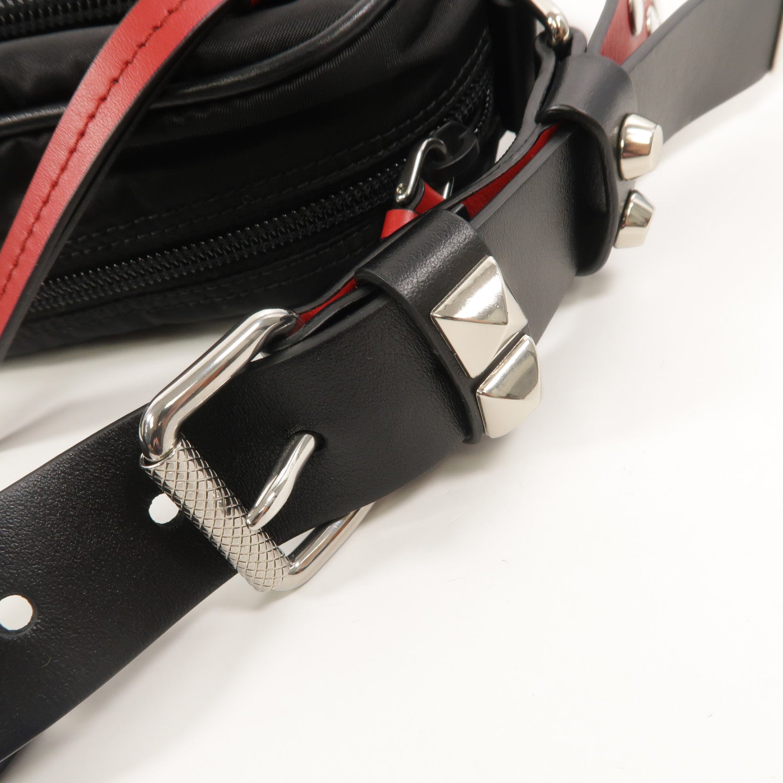PRADA 尼龍New Vela Shoulder Bag肩背袋