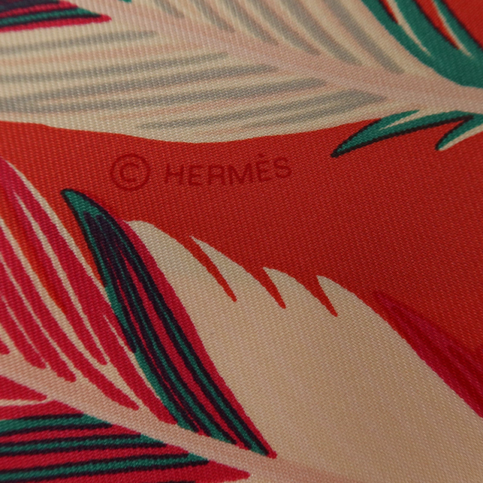 HERMES 【激減優惠】絲質Scarf 90x90cm絲巾