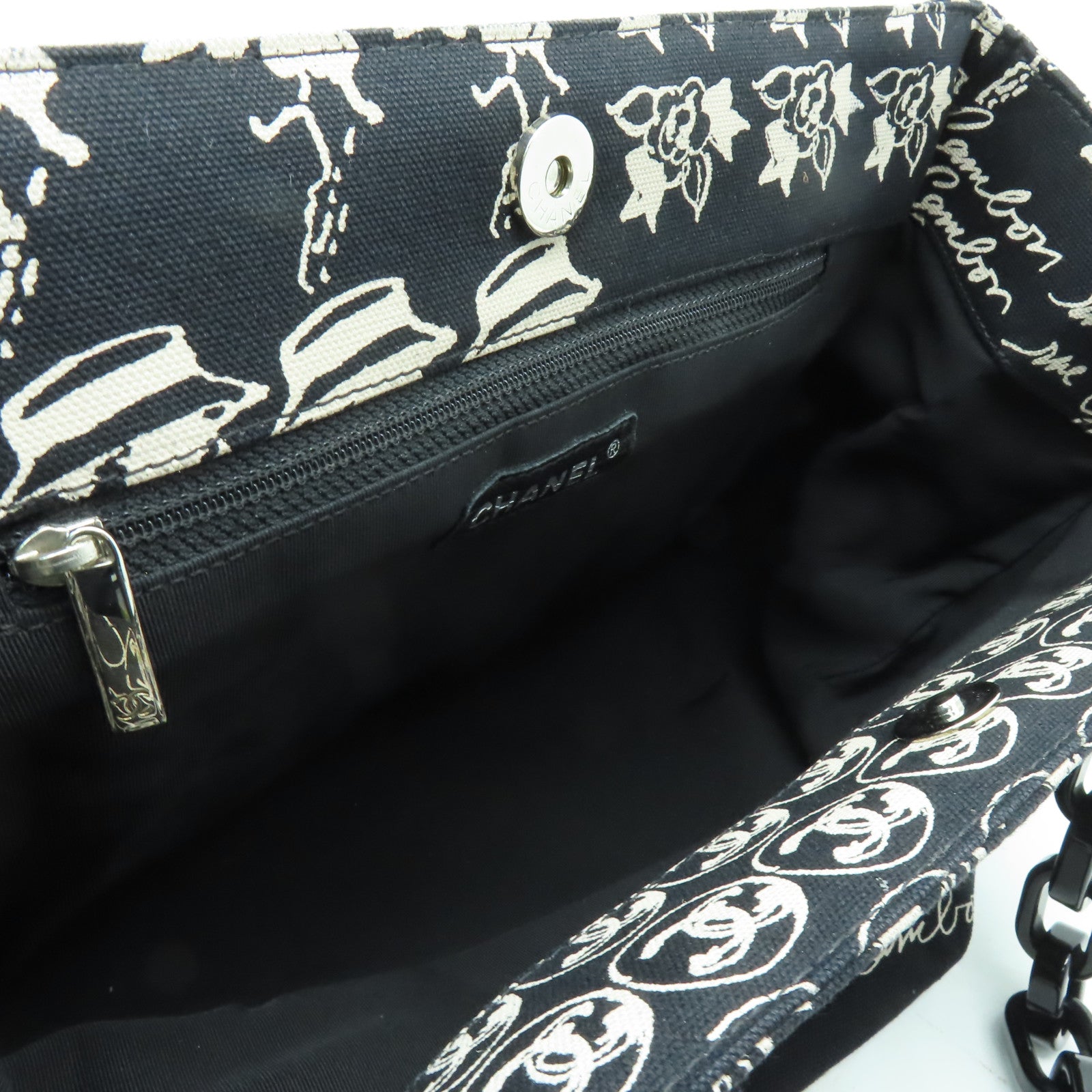 CHANEL 【清倉大減價】帆布Chain Shoulder Bag銀扣鏈帶肩背袋黒色
