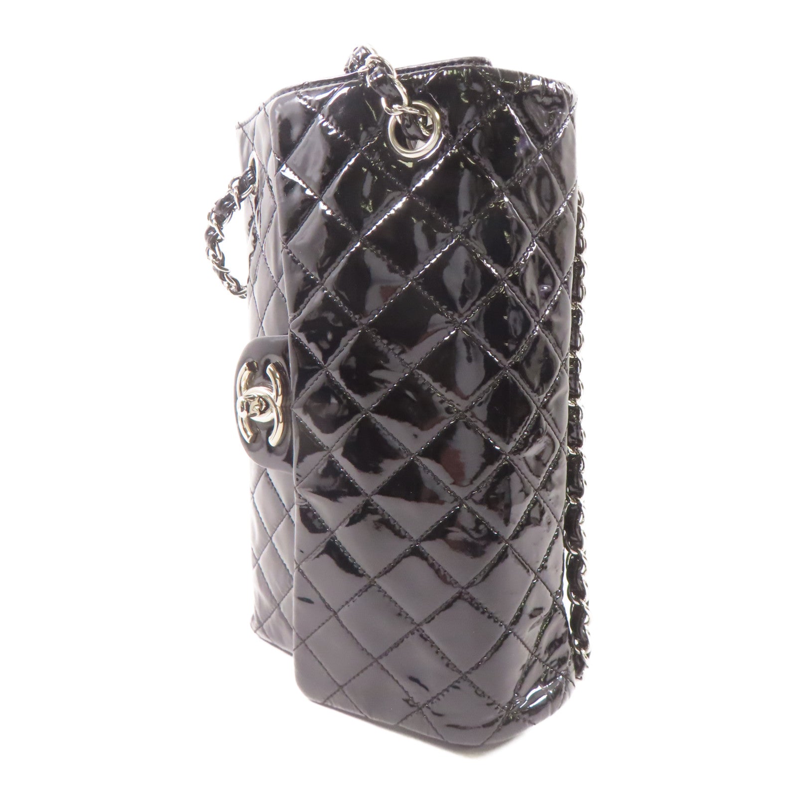 CHANEL 漆皮皮革Upside Down銀扣鏈帶肩背袋黑色