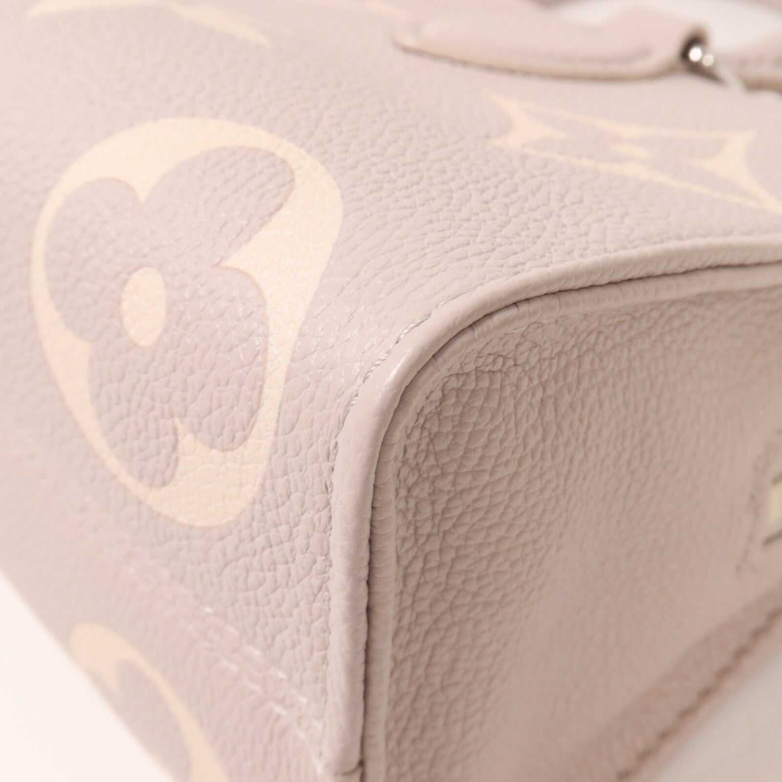 LOUIS VUITTON Monogram Empreinte On The Go East West鏈帶手挽肩背兩用袋