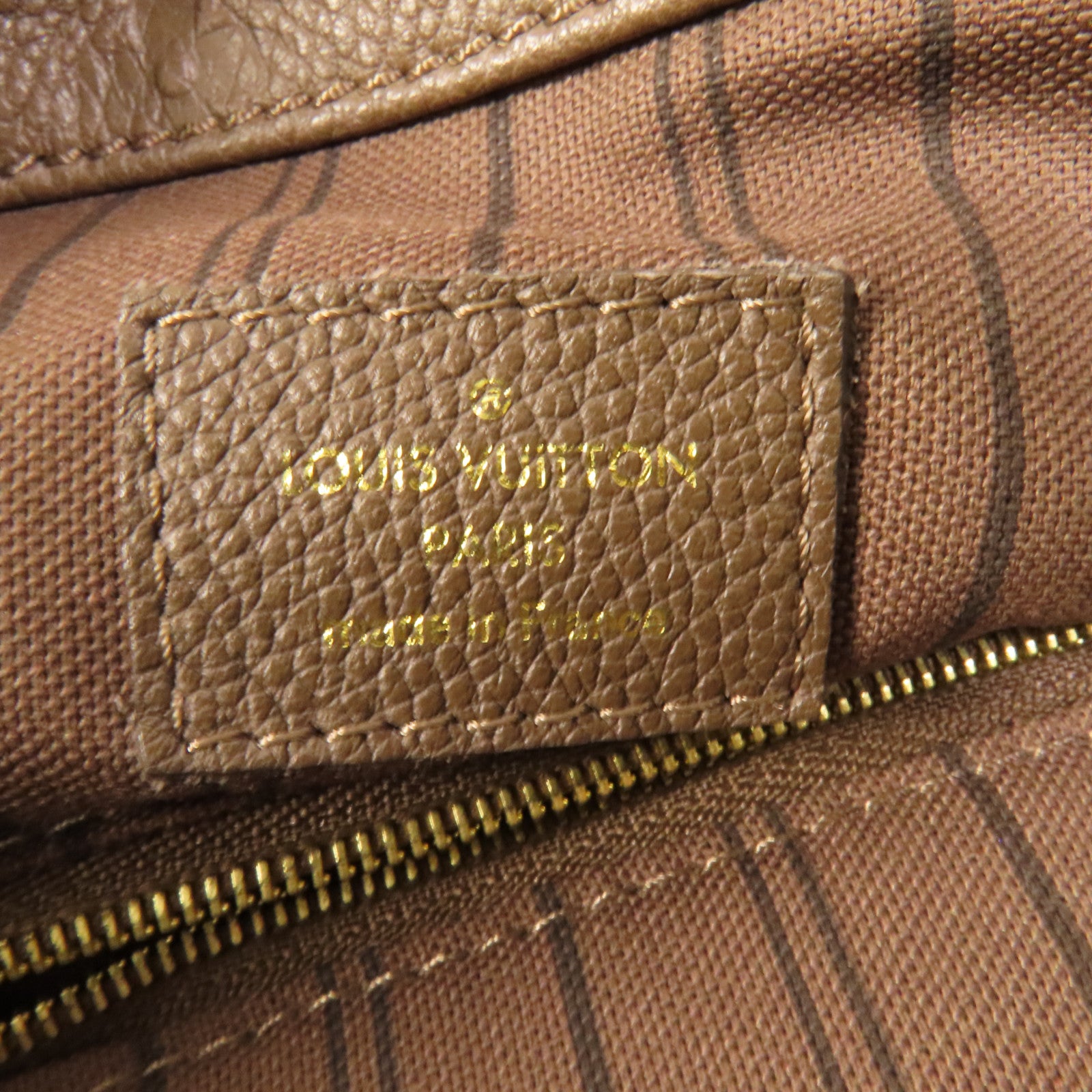 LOUIS VUITTON Monogram Empreinte Artsy MM Shoulder Bag肩背袋
