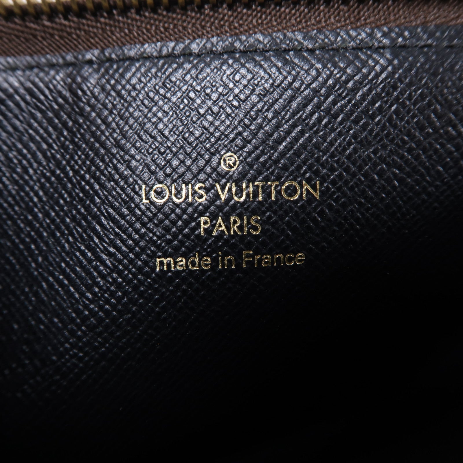 LOUIS VUITTON Monogram Giant Pouch金扣手拿包啡色