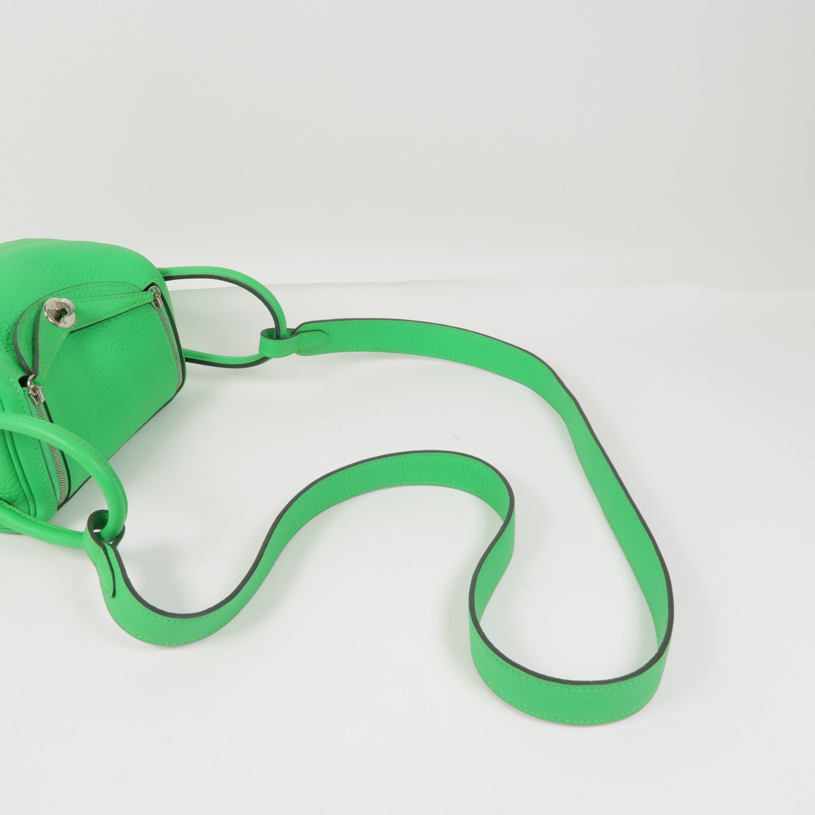 HERMES Clemence皮革Mini Lindy金扣手挽肩背兩用袋Veil Comic