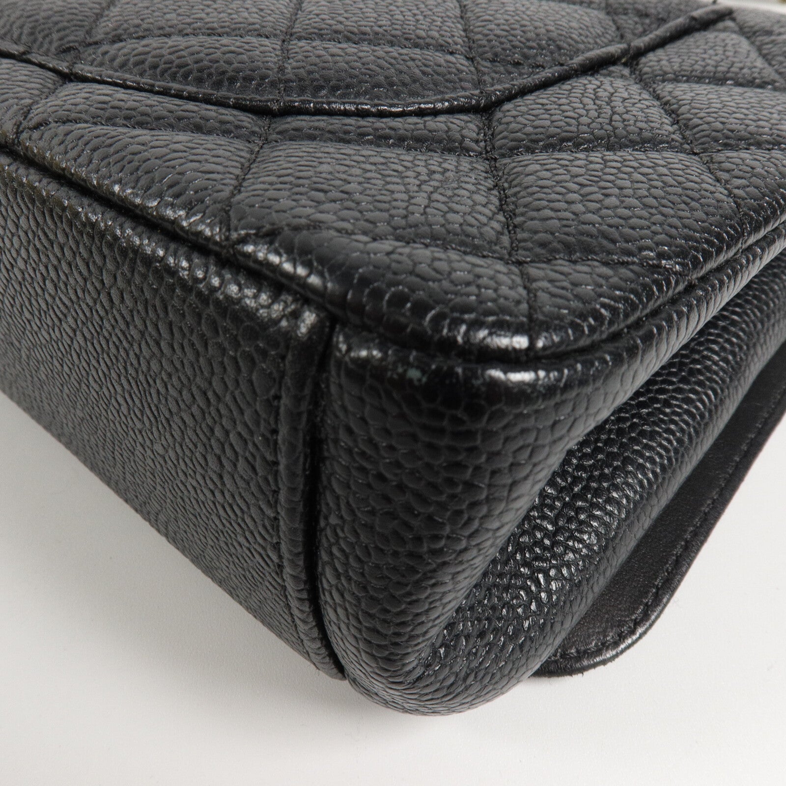 CHANEL 牛皮皮革CC Filigree鏈帶肩背袋