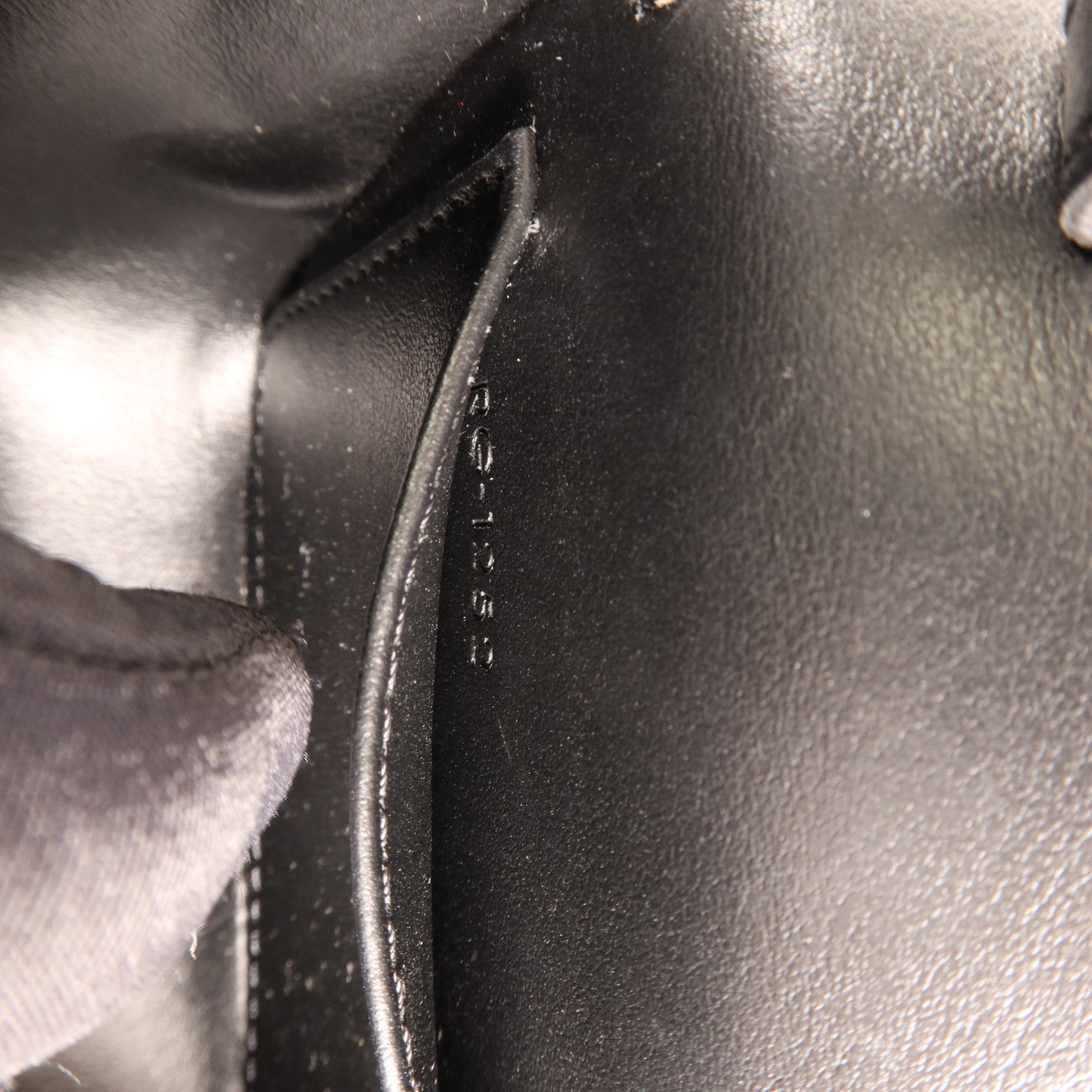 CELINE 牛皮皮革Mini Claude金扣肩背袋