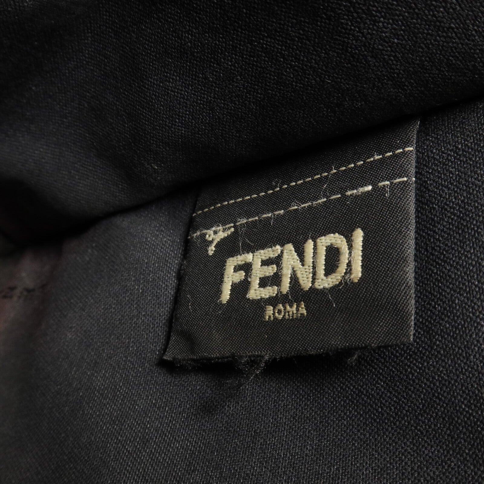 FENDI 牛皮皮革Clutch Bag手拿包