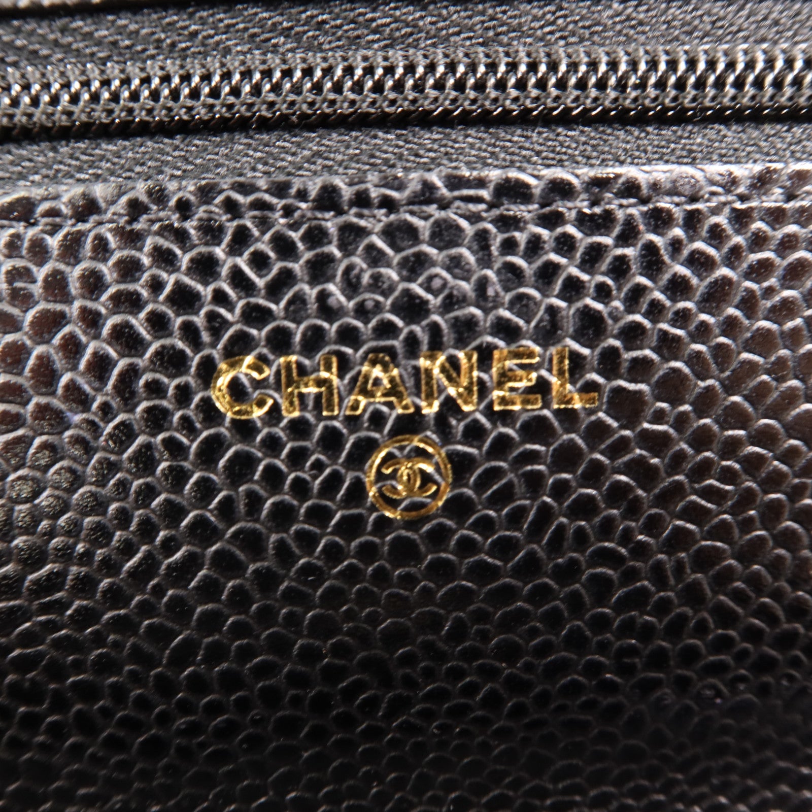 CHANEL 牛皮皮革WOC Wallet On Chain金扣鏈帶肩背袋