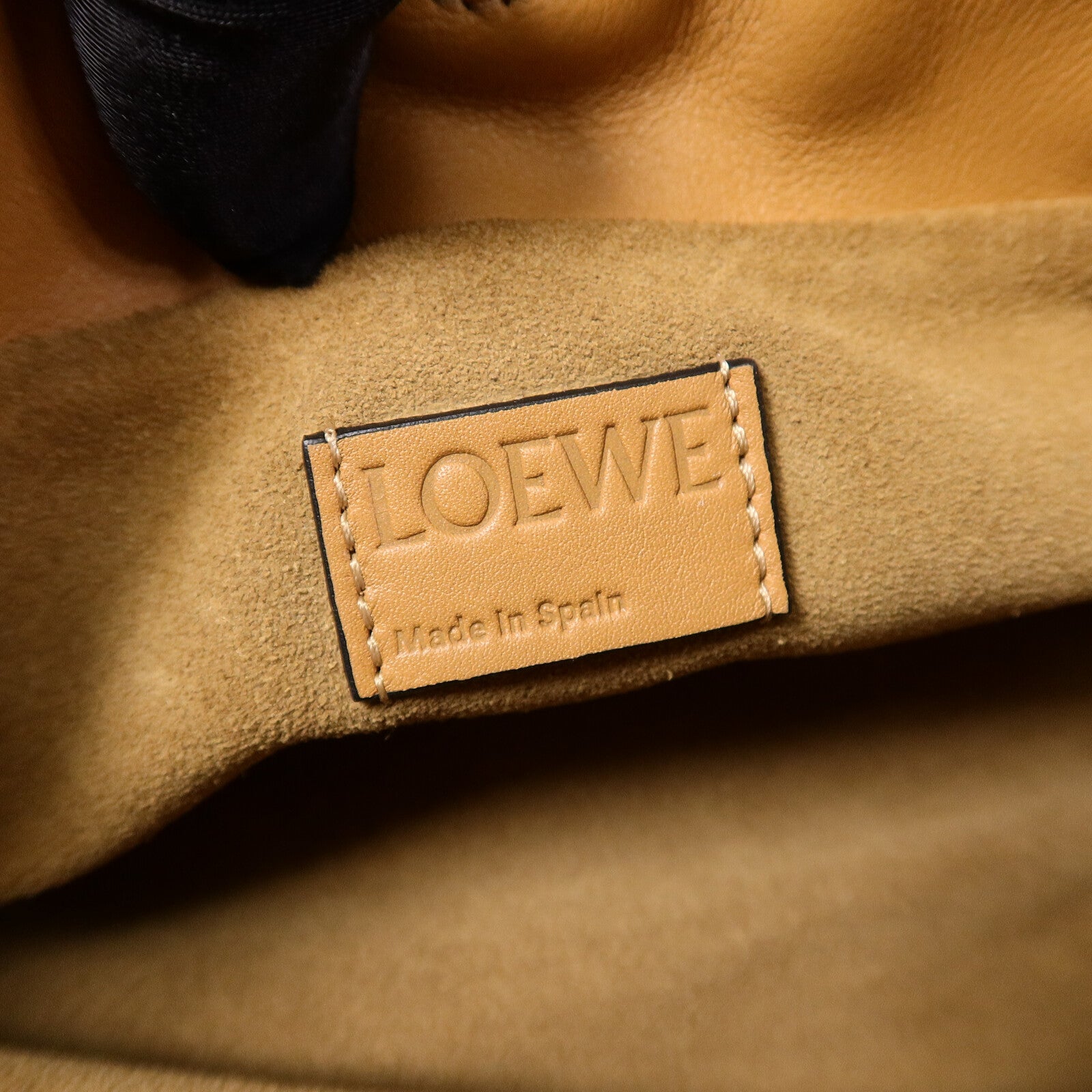 LOEWE 牛皮皮革Mini Flamenco肩背袋