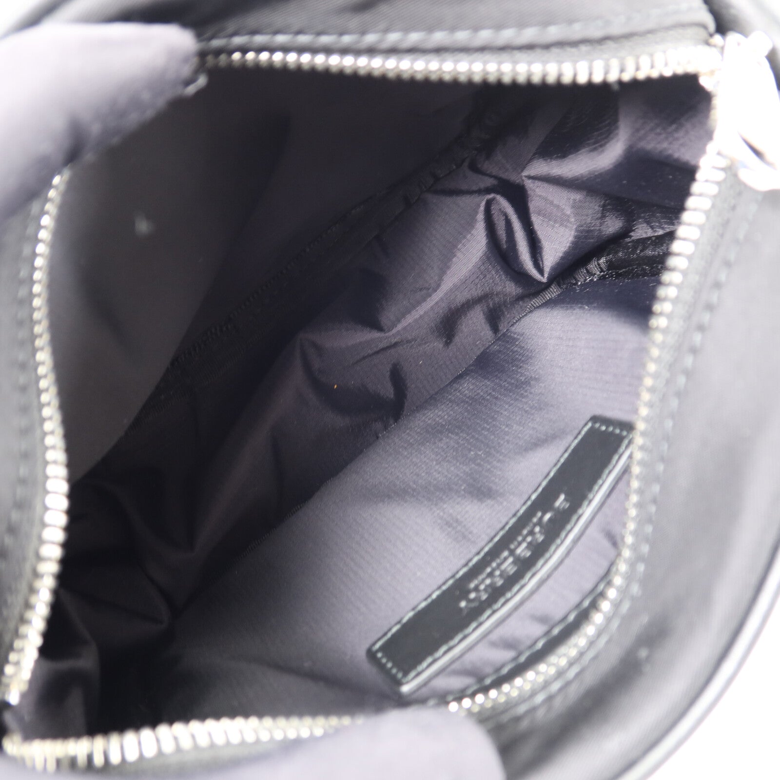 BURBERRY 尼龍Square Paddy肩背袋