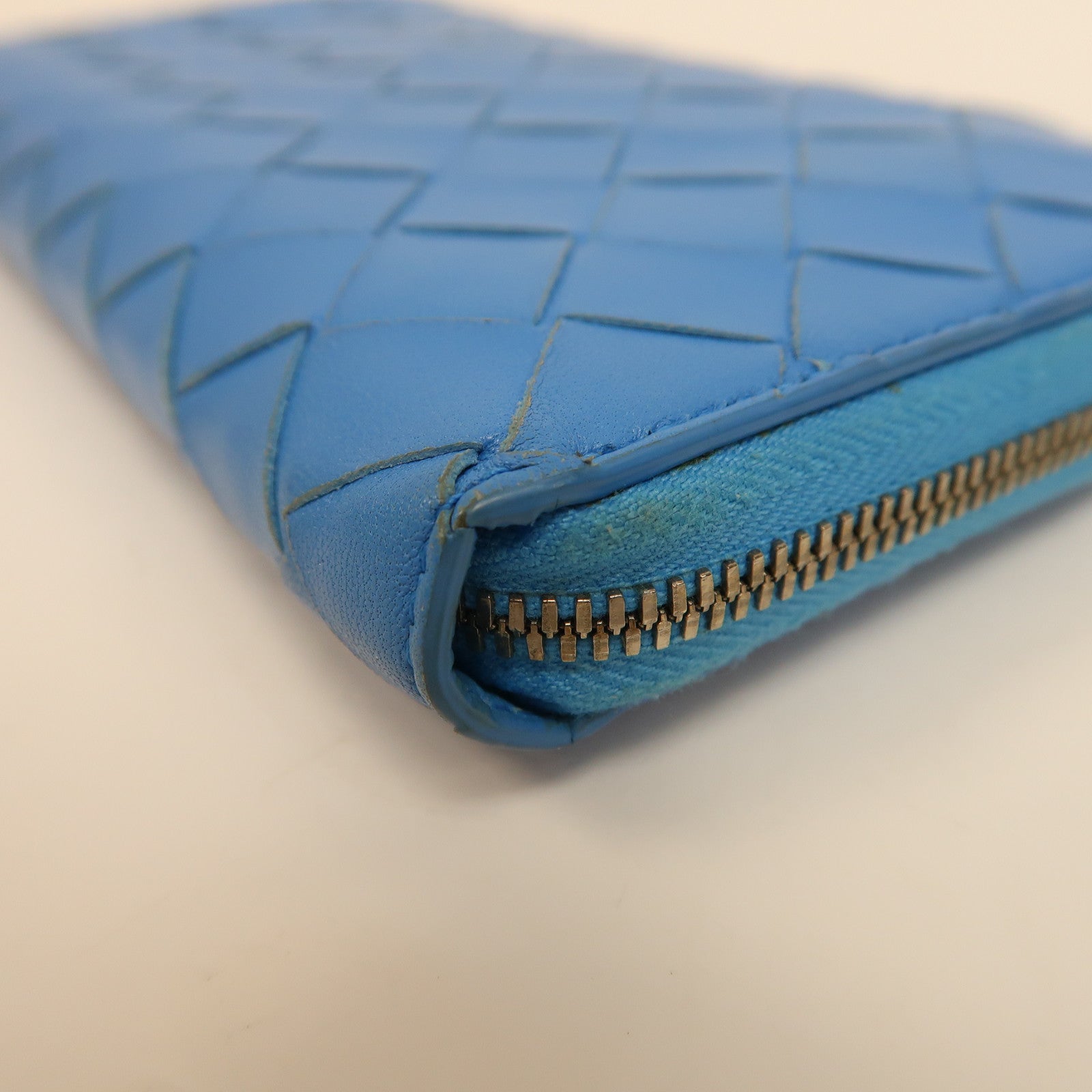 BOTTEGA VENETA 【激減優惠】織紋牛皮皮革Long Wallet銀扣長錢包藍色