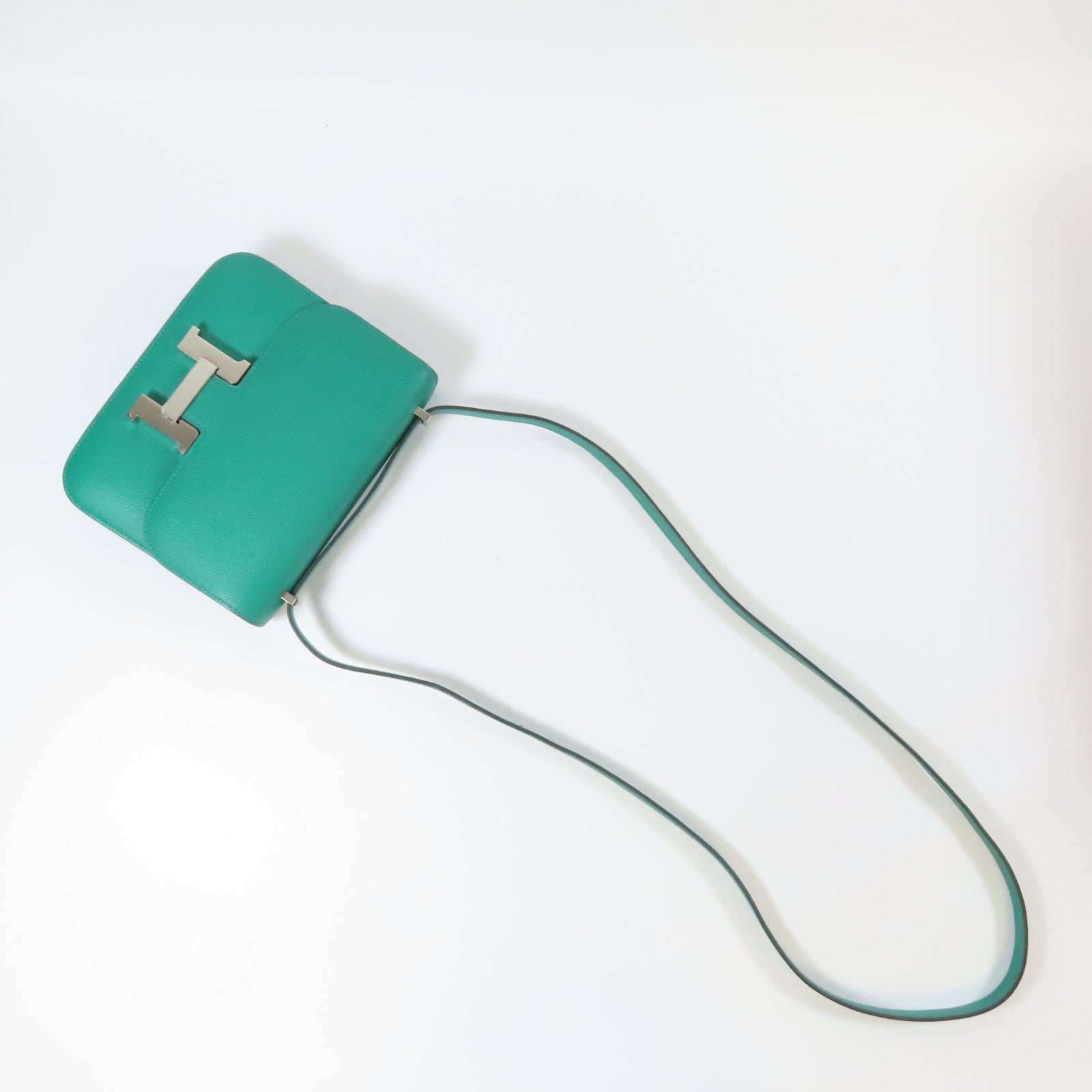 HERMES 【激減優惠】Epsom皮革Constance 24銀扣肩背袋Vert Jade綠色