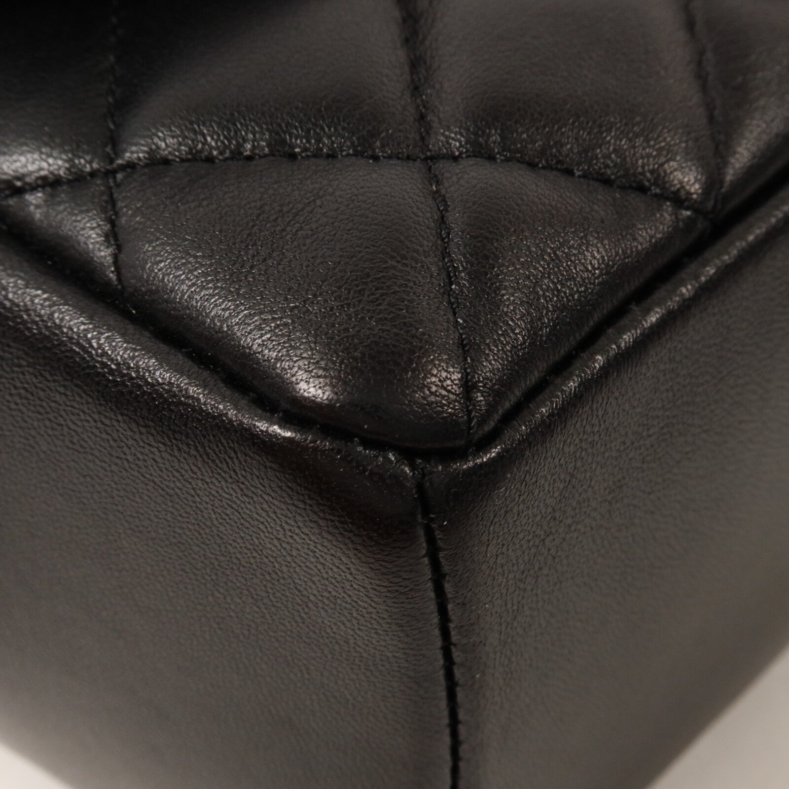 CHANEL 羊皮皮革Chain Shoulder Bag鏈帶肩背袋