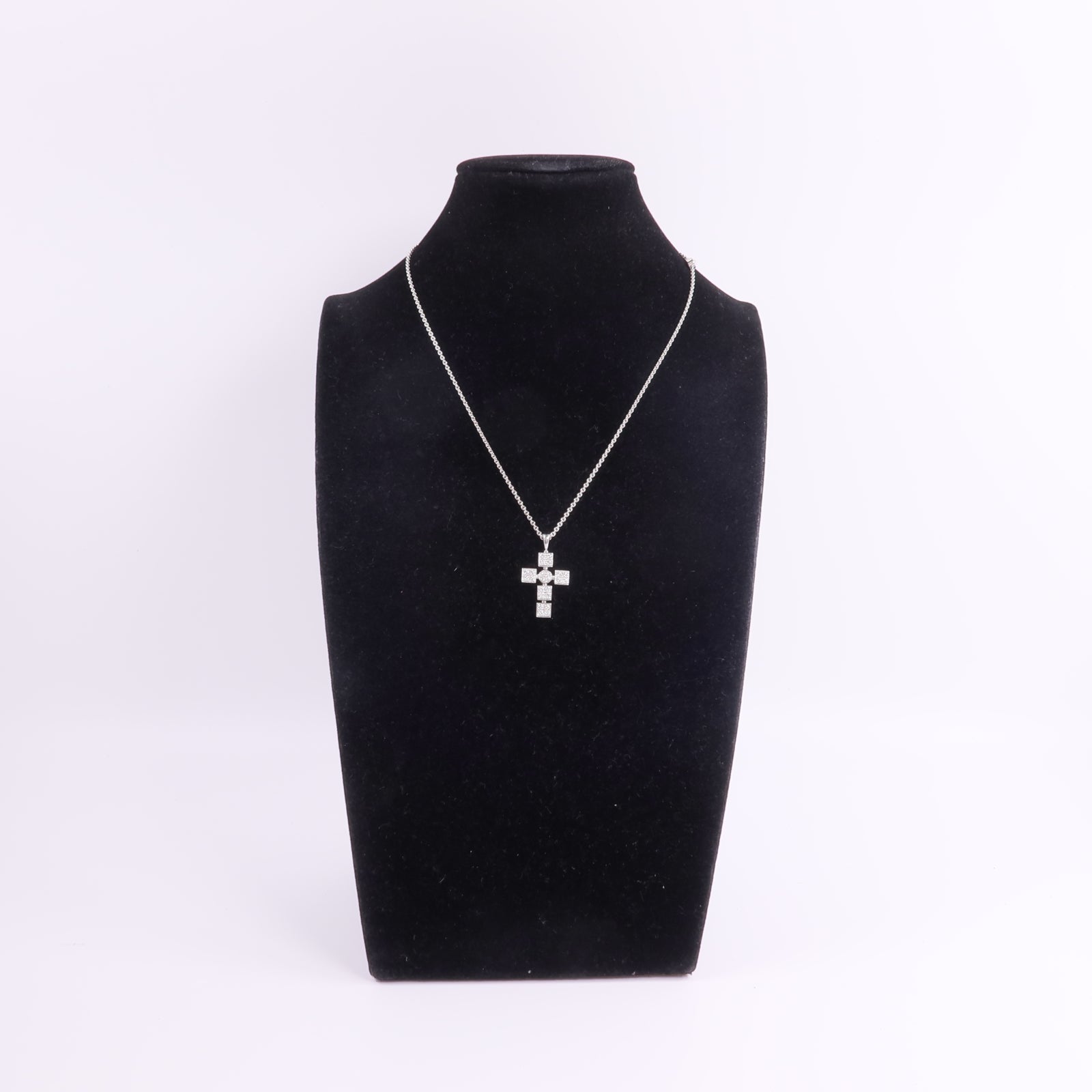 BVLGARI 18K白金Lucea Latin Cross Necklace鑽石項鍊