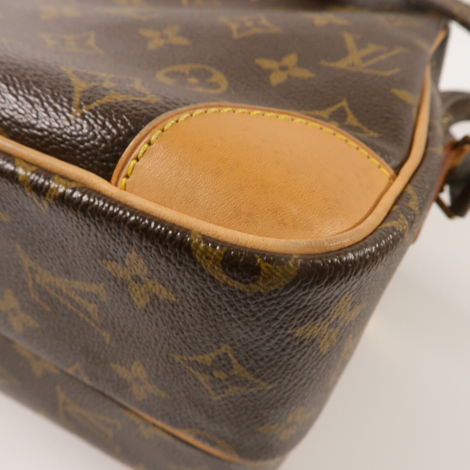 LOUIS VUITTON Monogram Nile肩背袋