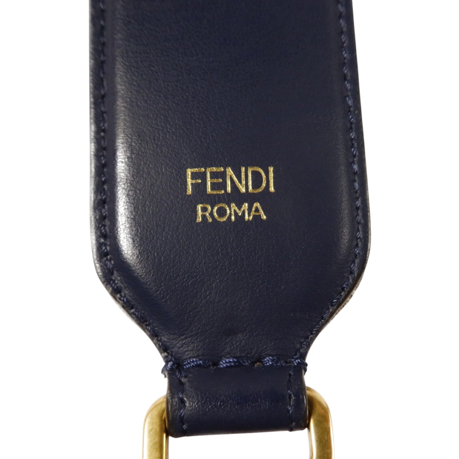 FENDI 漆皮皮革/牛皮皮革Mania Strap You FF Strap金扣肩帶