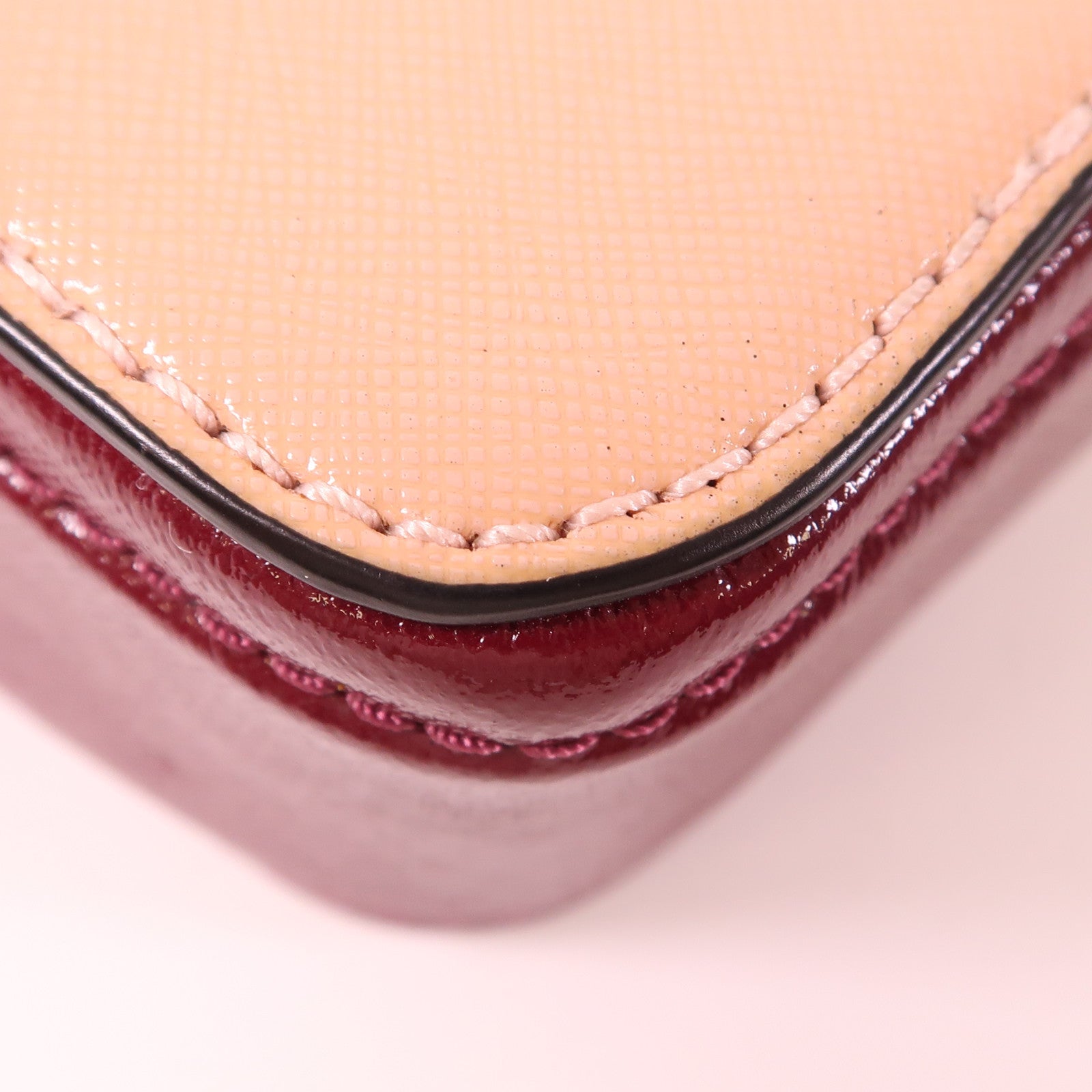 MARC JACOBS 牛皮皮革Shoulder Bag金扣肩背袋