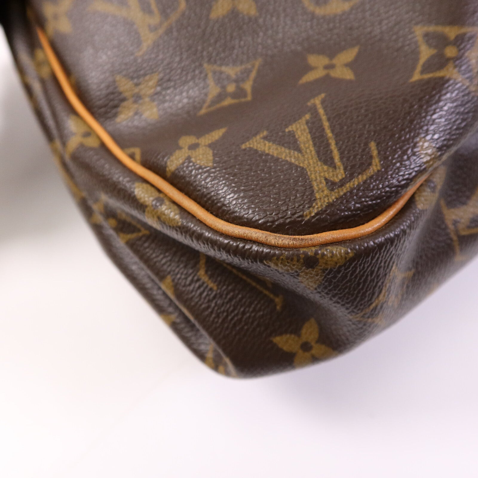 LOUIS VUITTON Monogram Batignolles Horizontal金扣肩背袋
