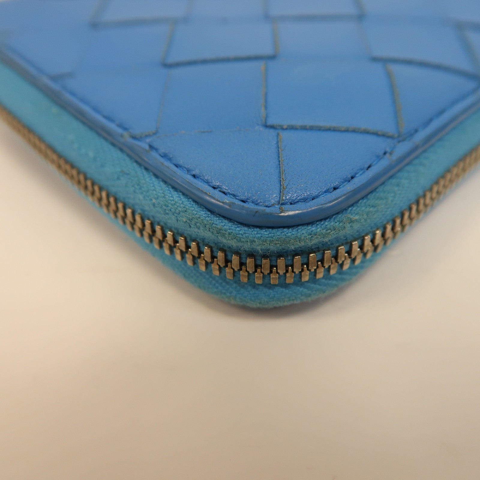 BOTTEGA VENETA 【激減優惠】織紋牛皮皮革Long Wallet銀扣長錢包藍色