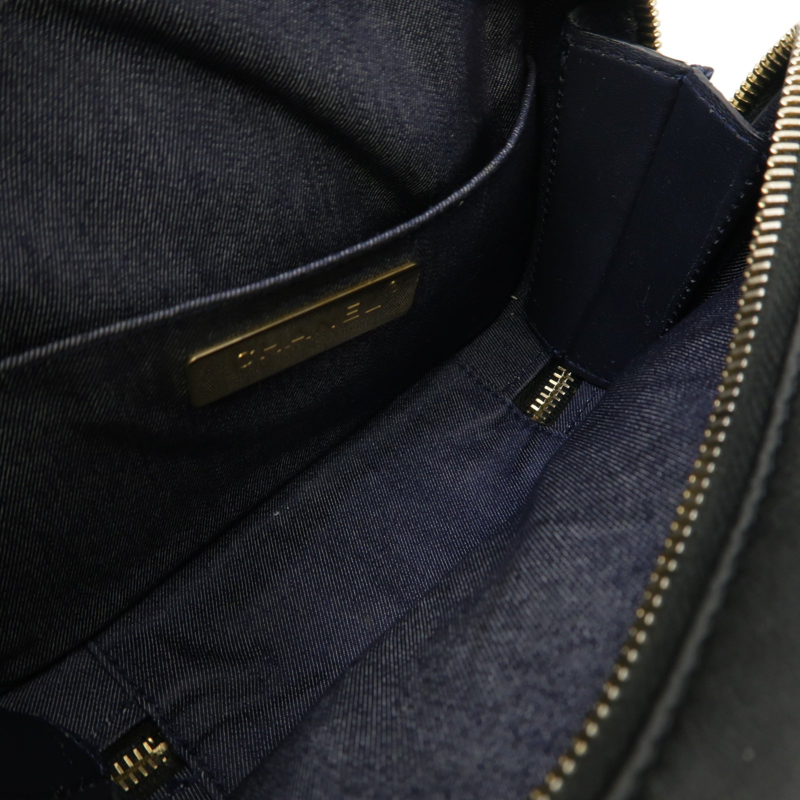 CHANEL 【激減優惠】羊皮皮革Coco Mark Mania Camera Case Chain Shoulder Bag金扣鏈帶肩背袋黑色