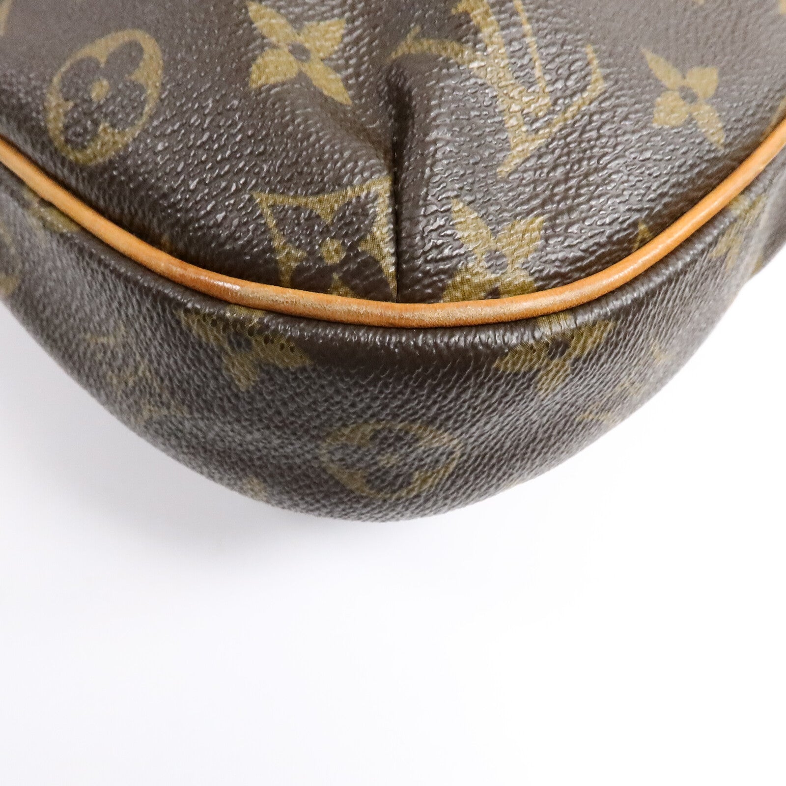 LOUIS VUITTON Monogram Odeon PM肩背袋