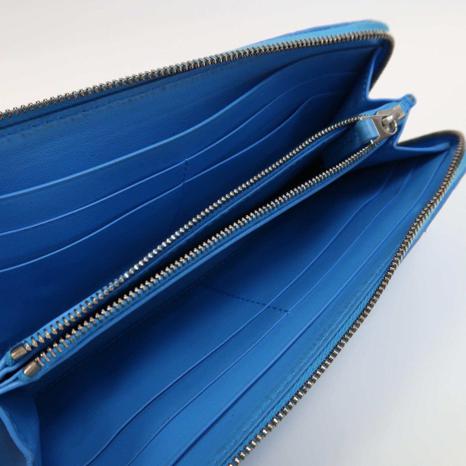 BOTTEGA VENETA 【激減優惠】織紋牛皮皮革Long Wallet銀扣長錢包藍色