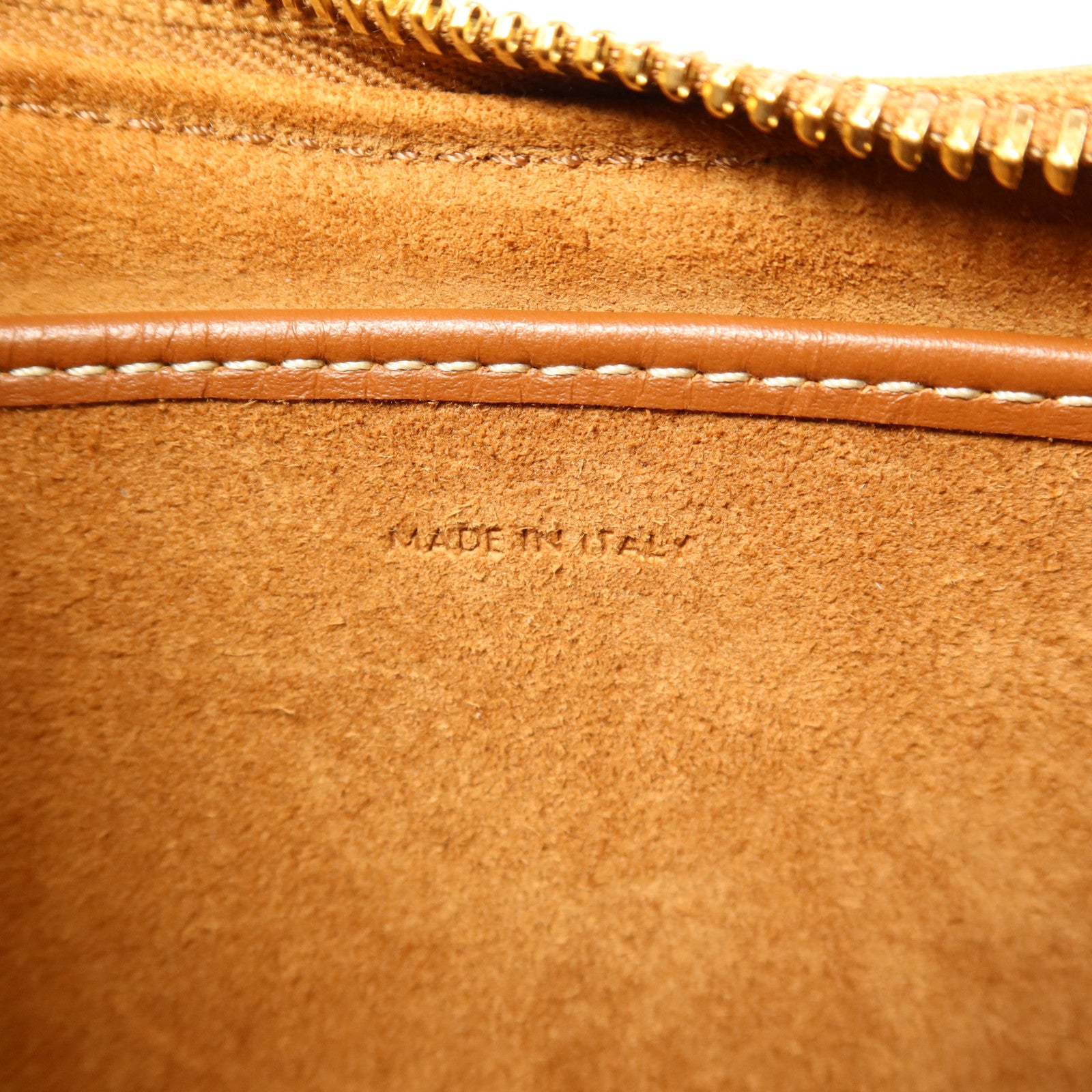 CELINE 牛皮皮革Ava Medium金扣肩背袋