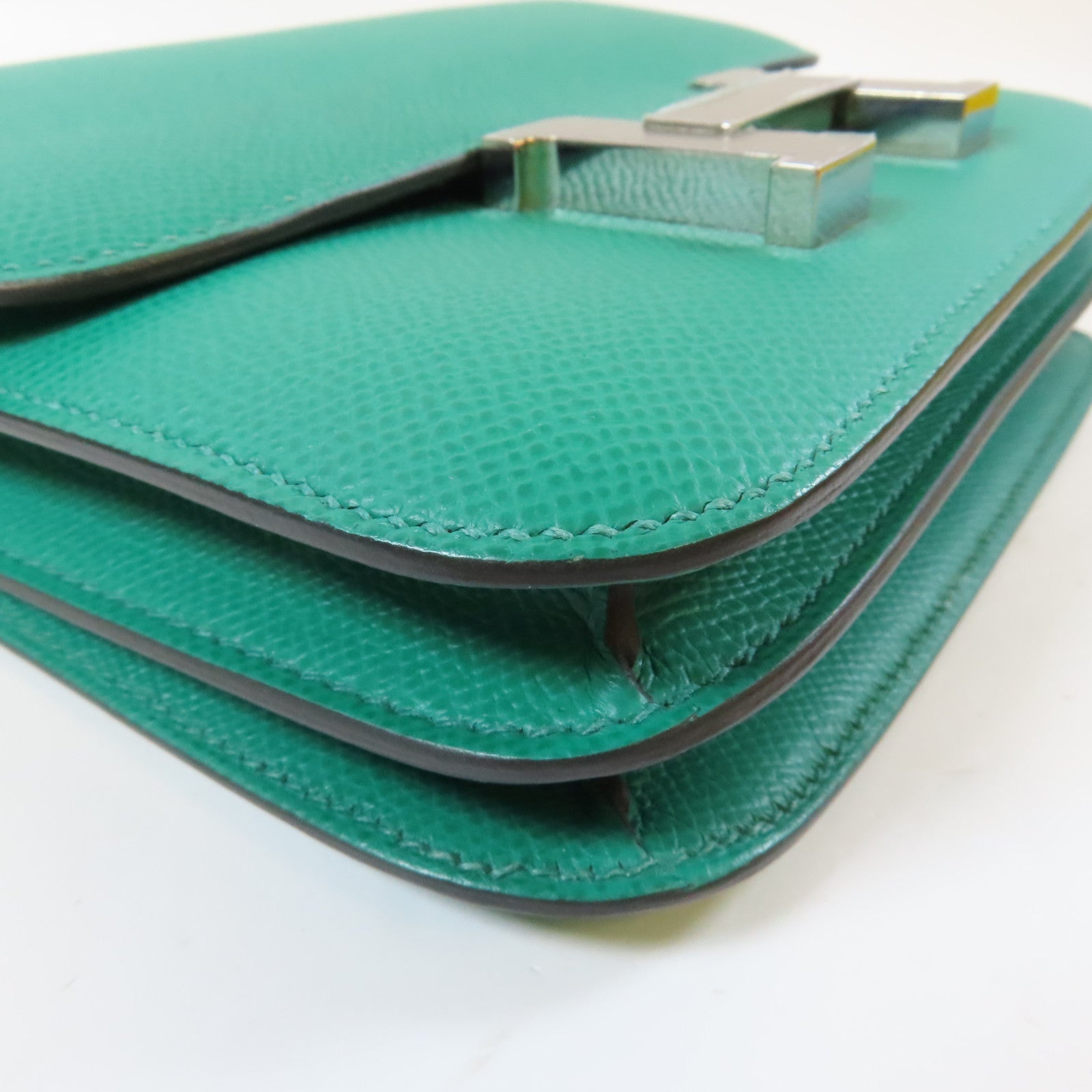 HERMES 【激減優惠】Epsom皮革Constance 24銀扣肩背袋Vert Jade綠色