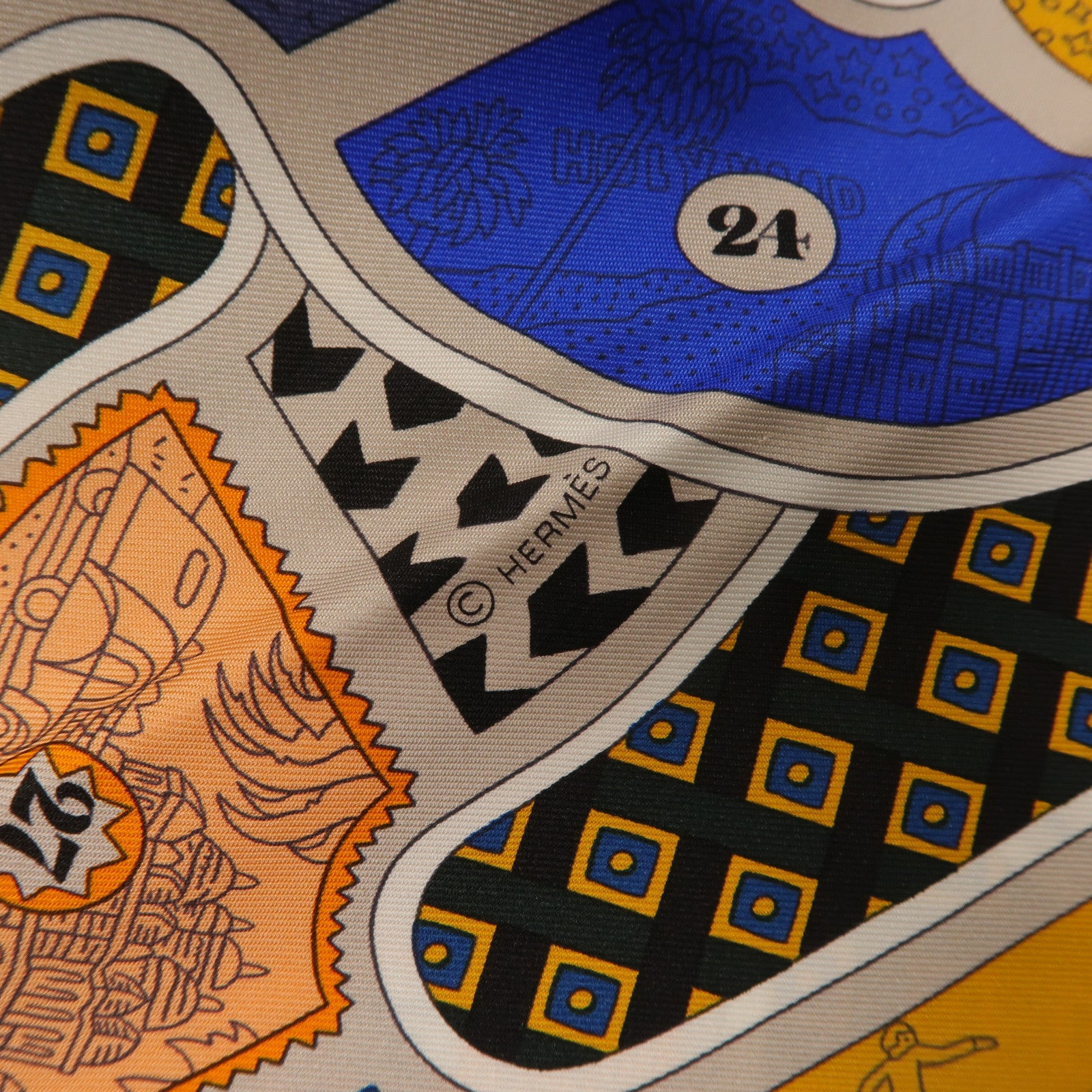 HERMES 絲質Le Tour Du Monde En 63 Cases Scarf 90x90絲巾