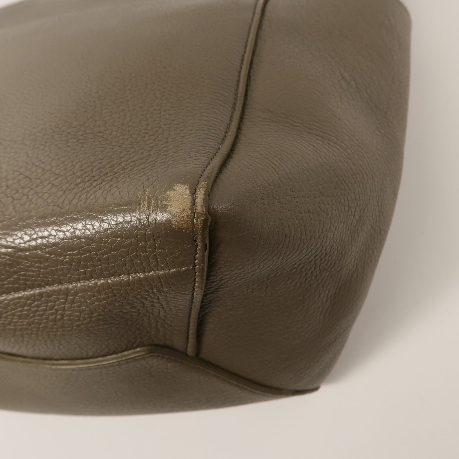 CELINE 牛皮皮革Sangle Bucket Large肩背袋