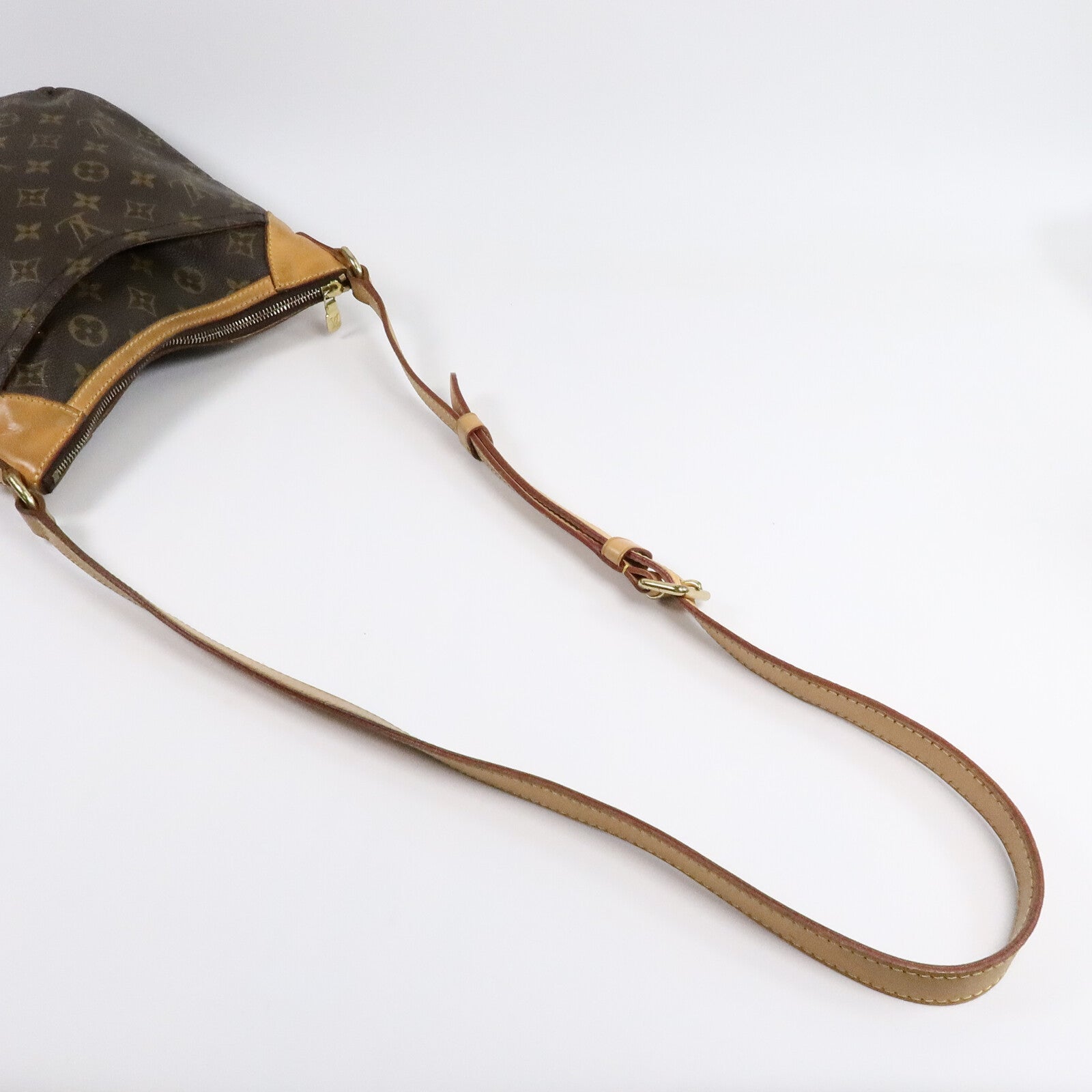 LOUIS VUITTON Monogram Odeon PM肩背袋
