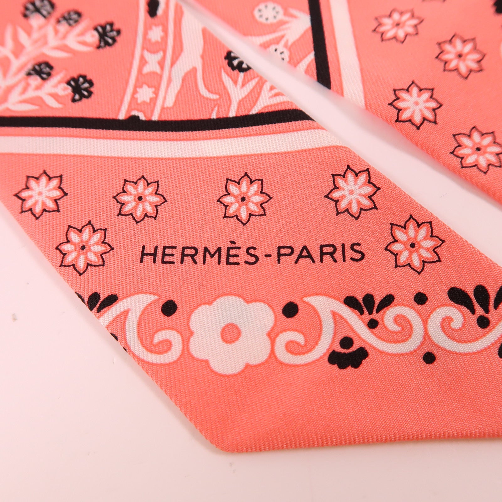 HERMES 絲質Twilly絲巾
